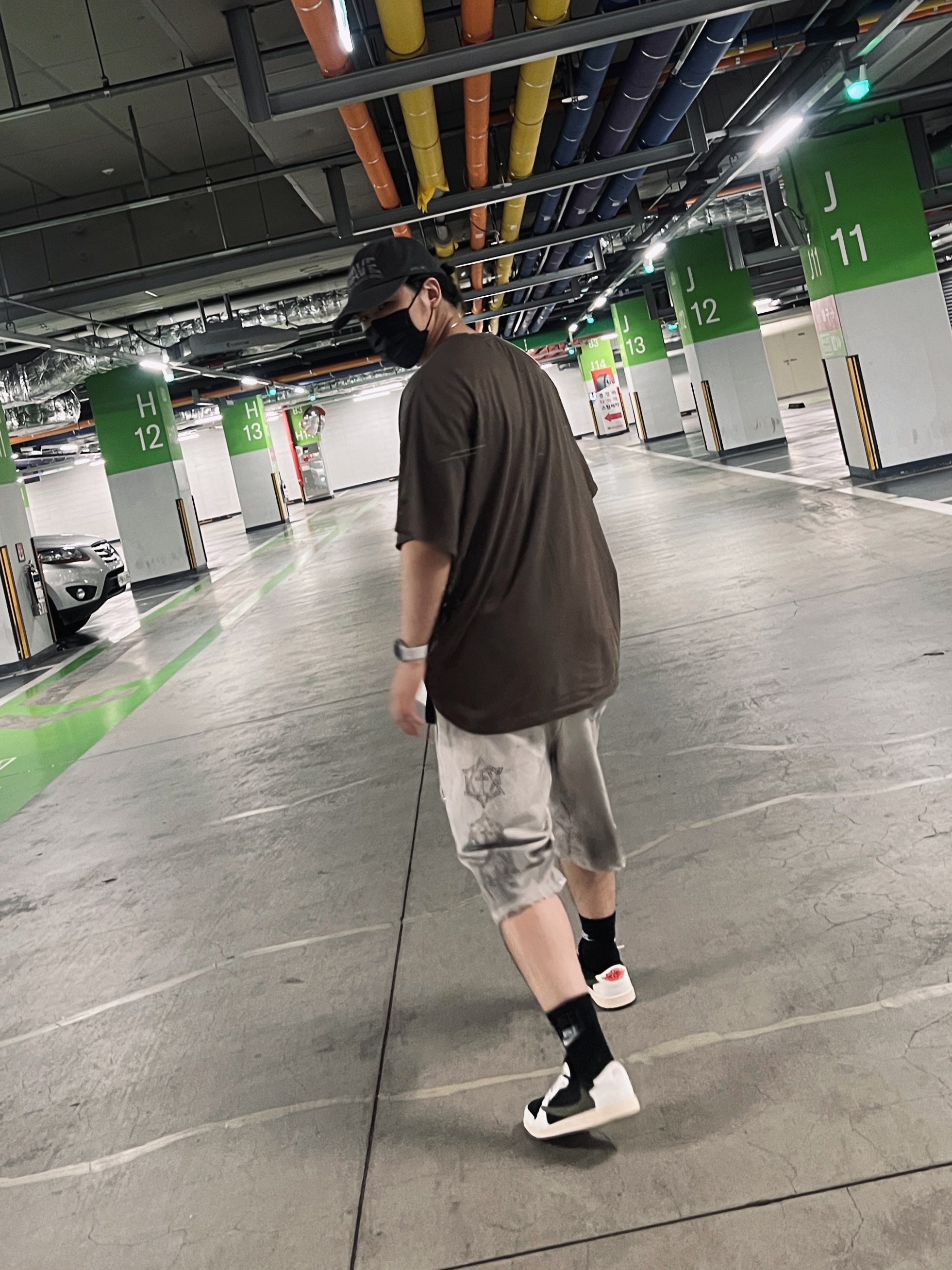 (W) Jordan 1 x Travis Scott Retro Low OG SP Medium Olive, Project G/R Furious Logo Applique Shorts Grey - 10 Corso Como Exclusive 착용 스타일 - 1