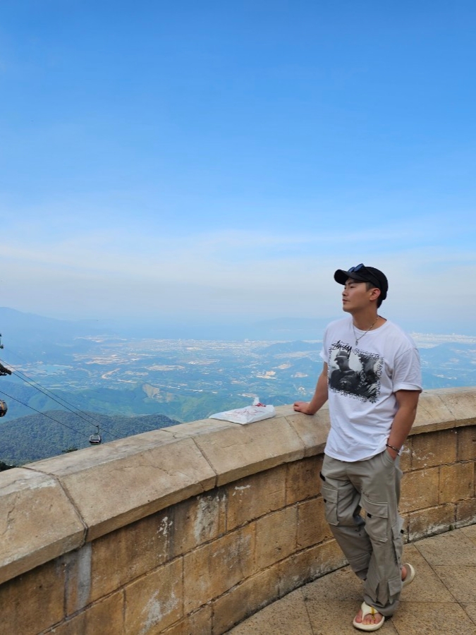 Stussy x Gang Starr Take It Personal T-Shirt White, Supreme Washed Chino Twill Camp Cap Black 착용 스타일 - 2
