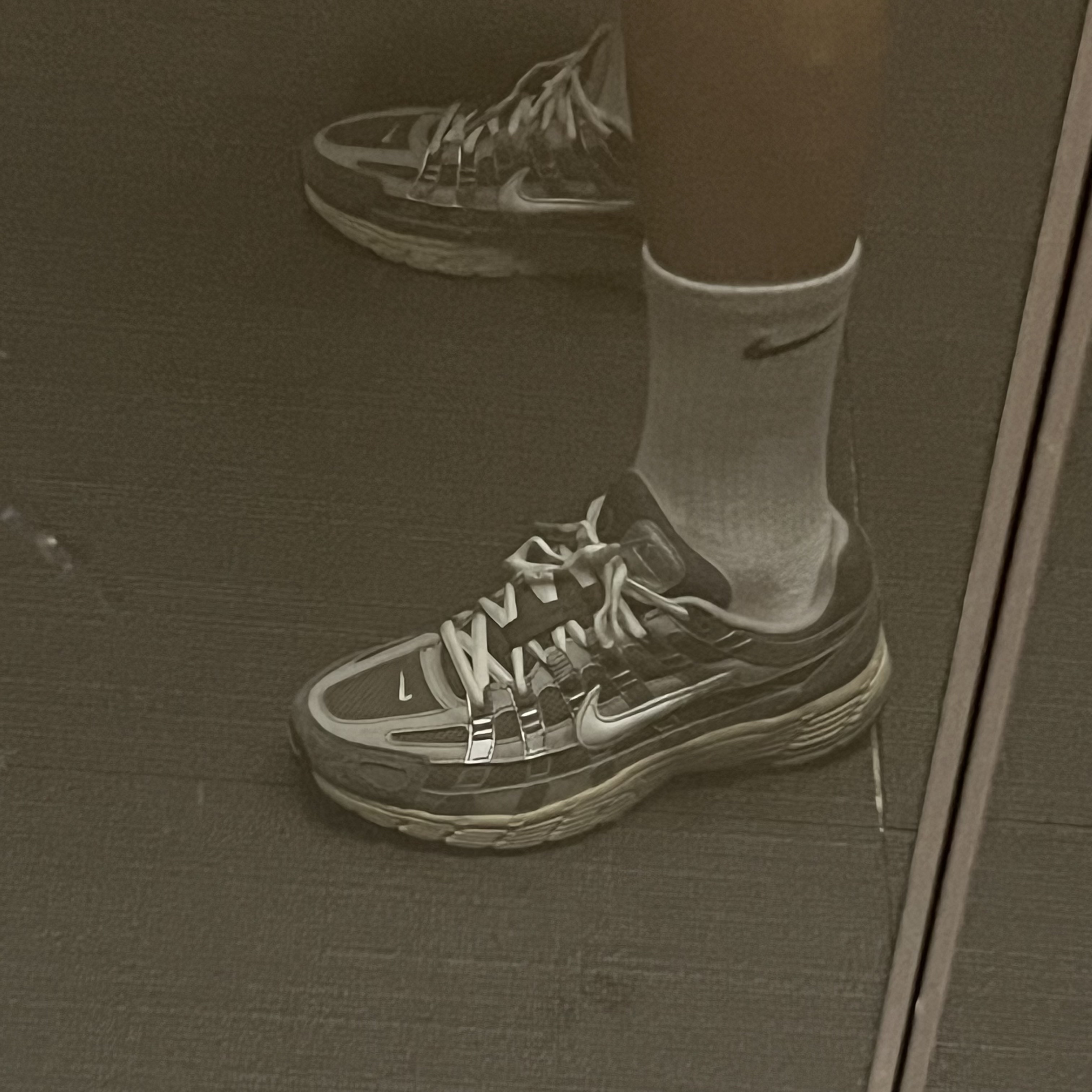 Nike P-6000 Flat Pewter Light Iron Ore 착용 스타일 - 2