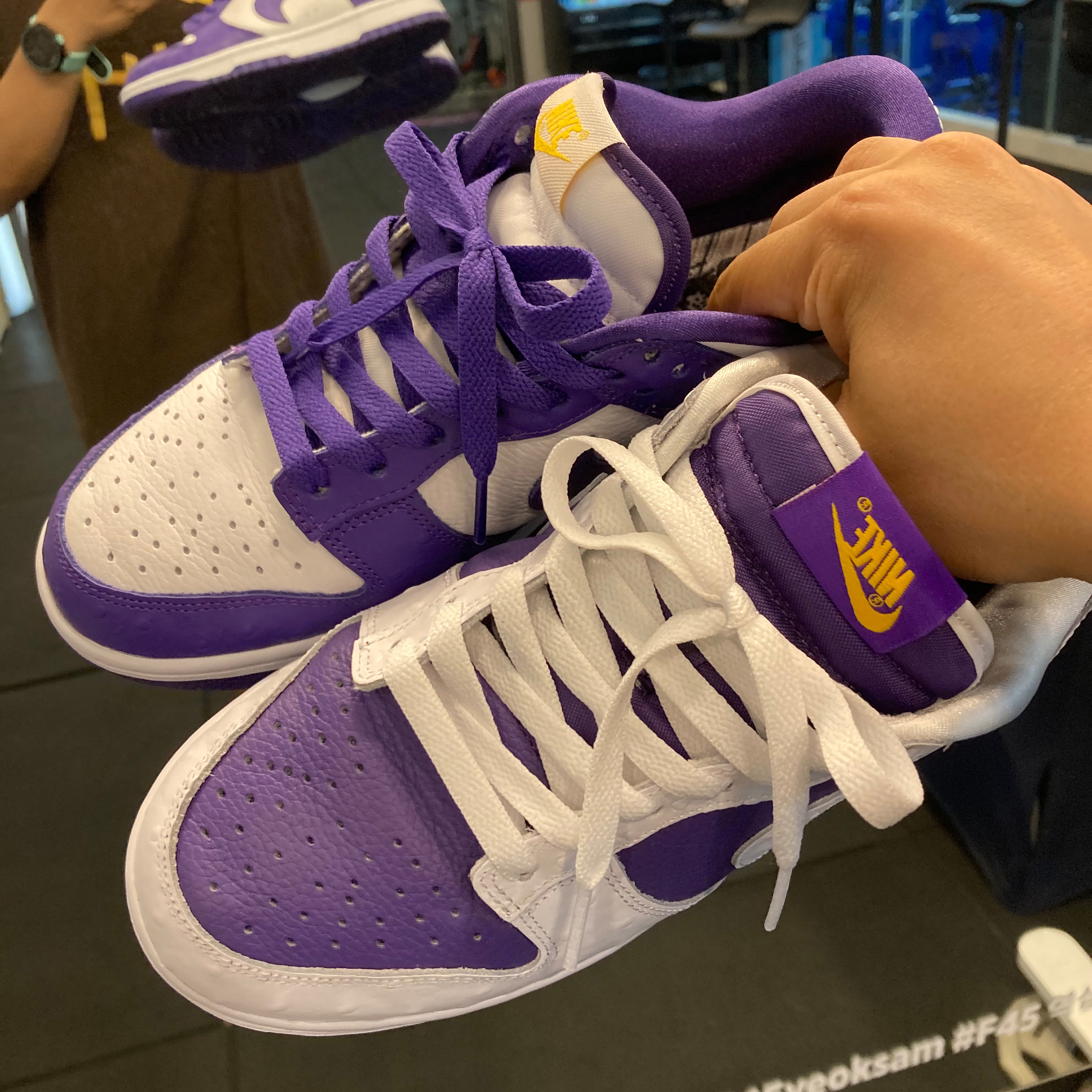 (W) Nike Dunk Low SE Flip 착용 스타일 - 1