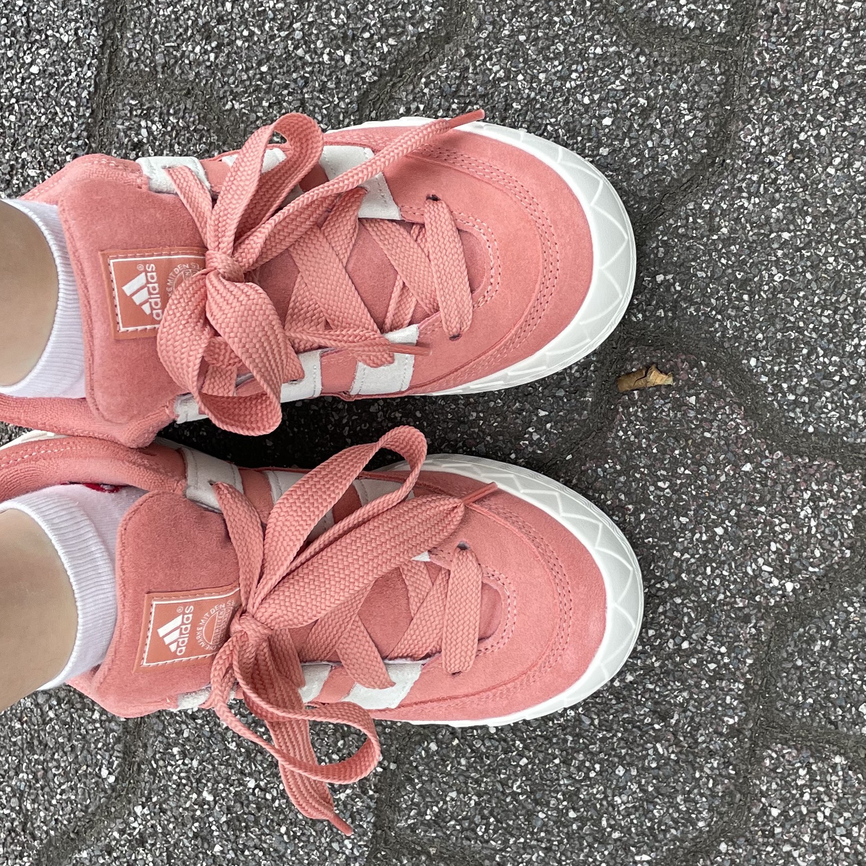 Adidas Adimatic Wonder Clay 착용 스타일