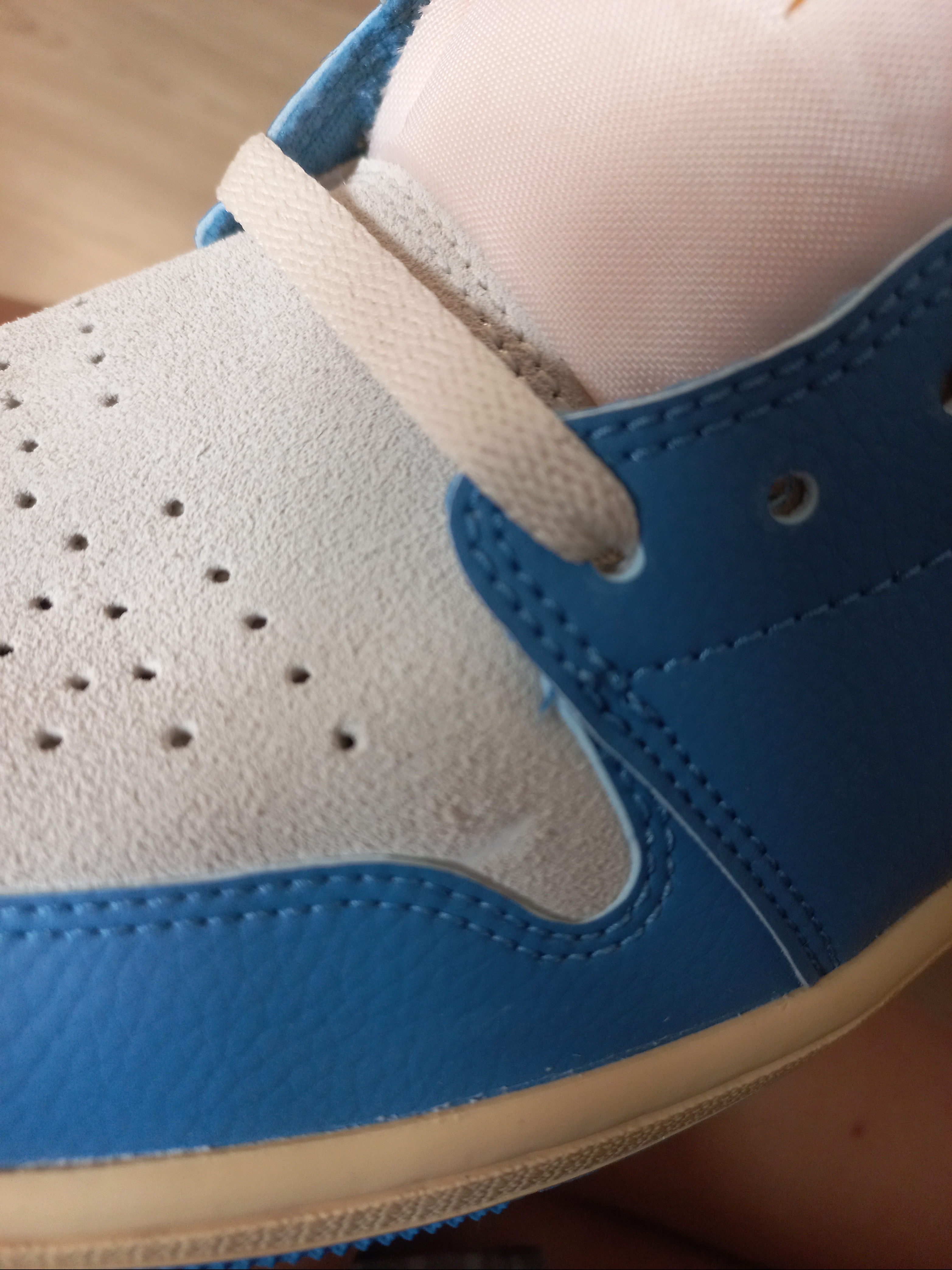 Jordan 1 Low SE Tokyo 96 착용 스타일 - 3