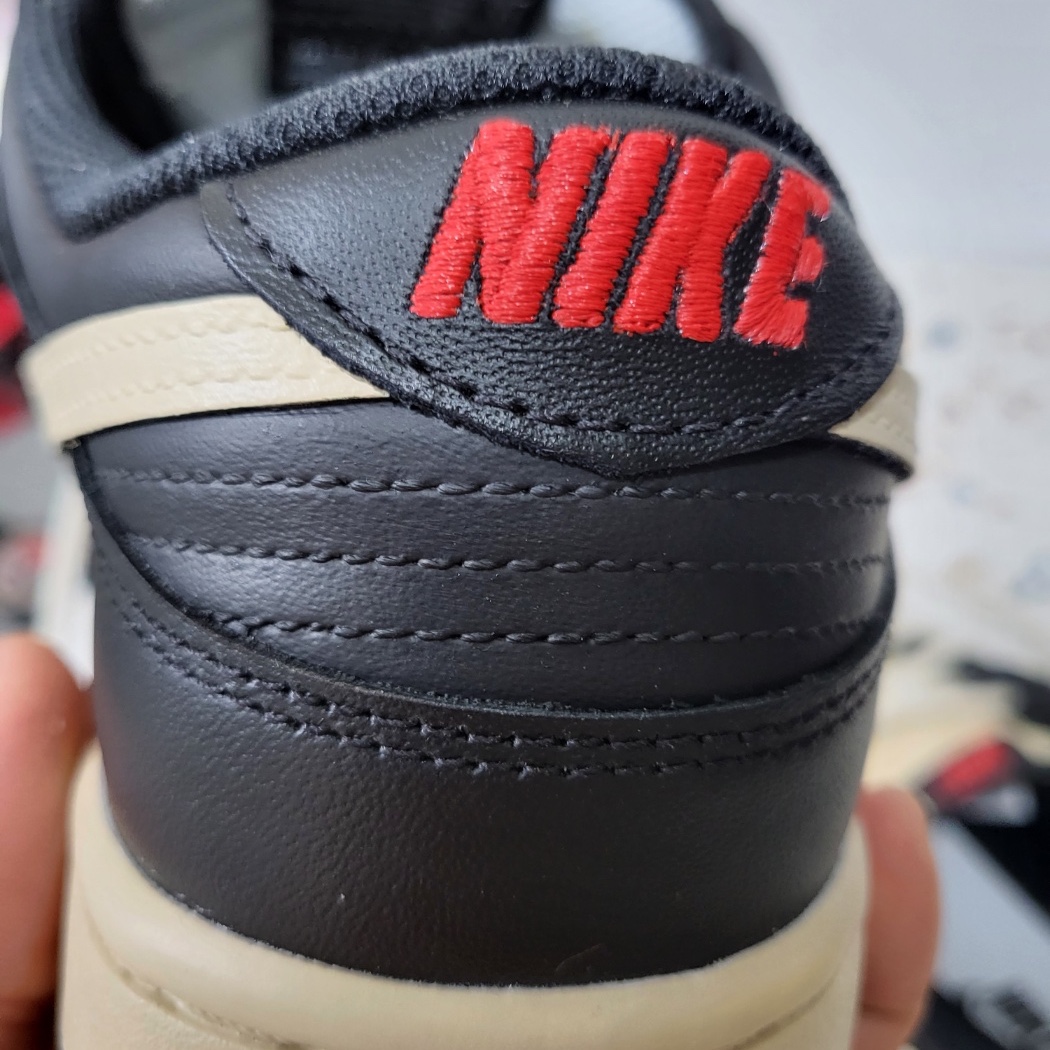 (W) Nike Dunk Low Black 착용 스타일 - 2