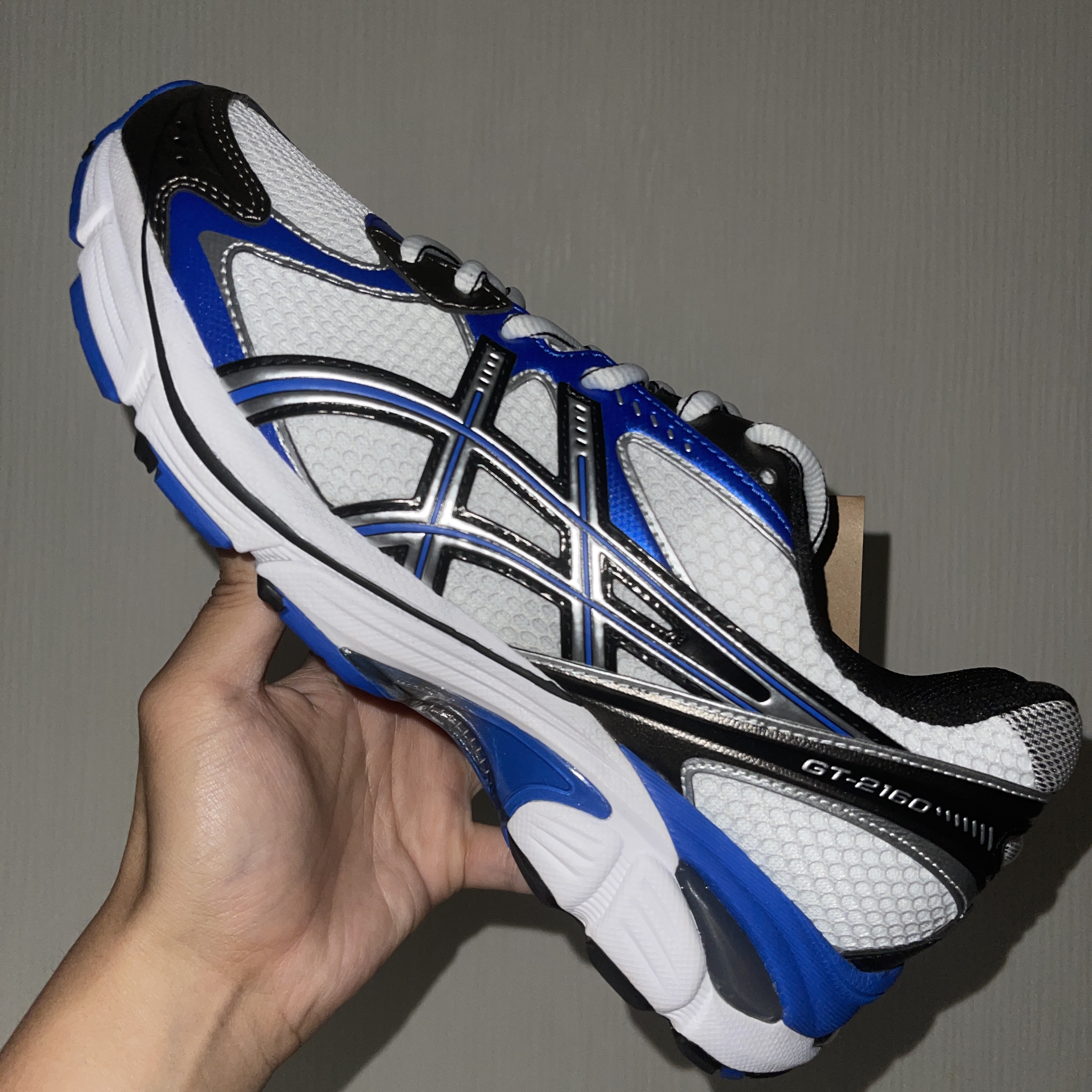 Asics GT-2160 White Shamrock Green, Asics GT-2160 White Illusion Blue 착용 스타일 - 2