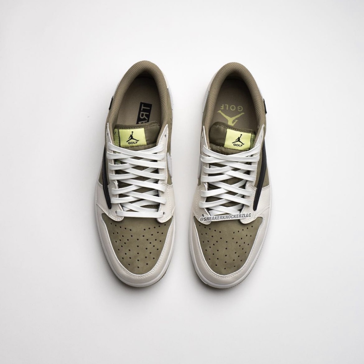 Jordan 1 x Travis Scott Retro Low OG SP Sail and Ridgerock, (W) Jordan 1 x Travis Scott Retro Low OG SP Medium Olive 착용 스타일 - 2