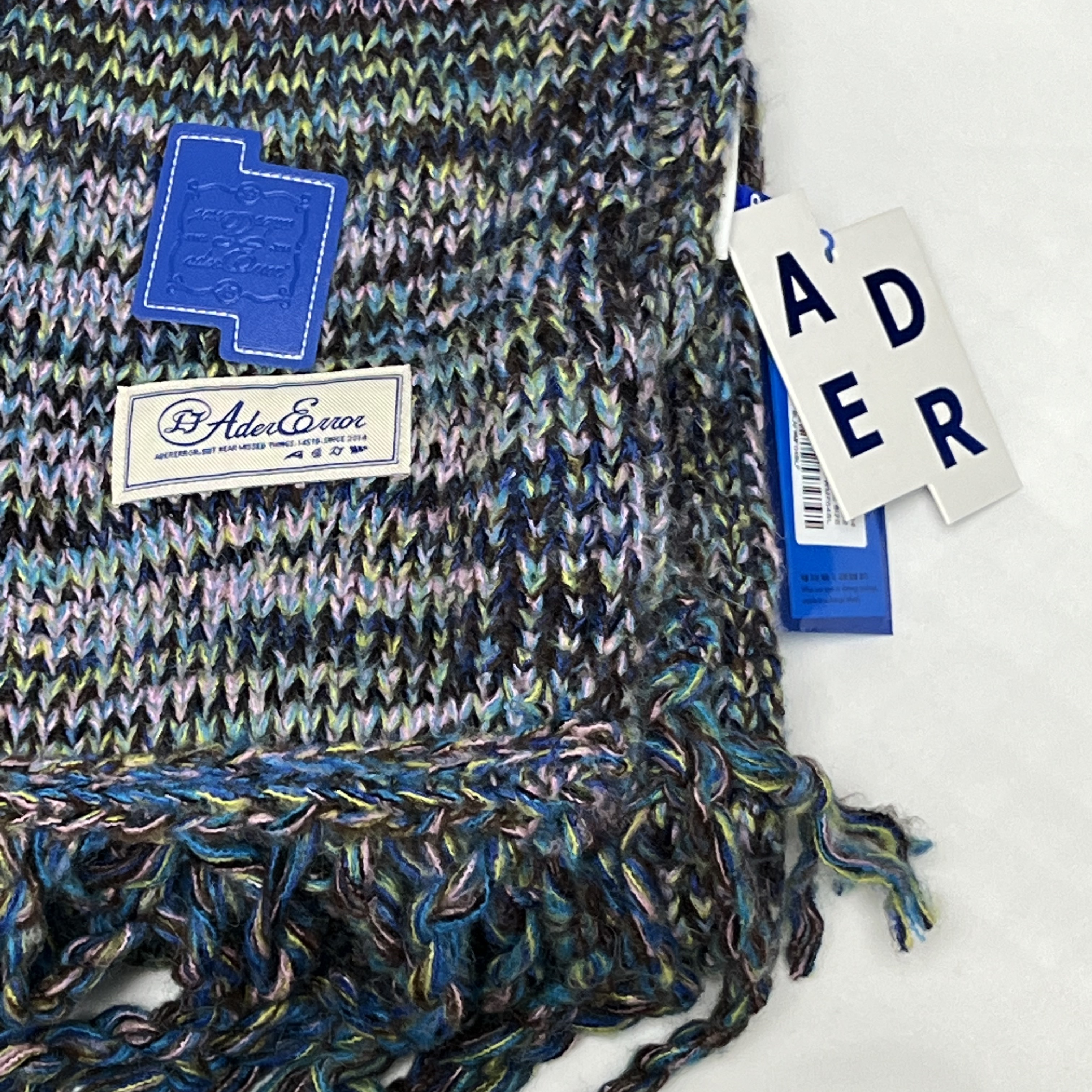 Ader Error Rudy muffler Blue 착용 스타일