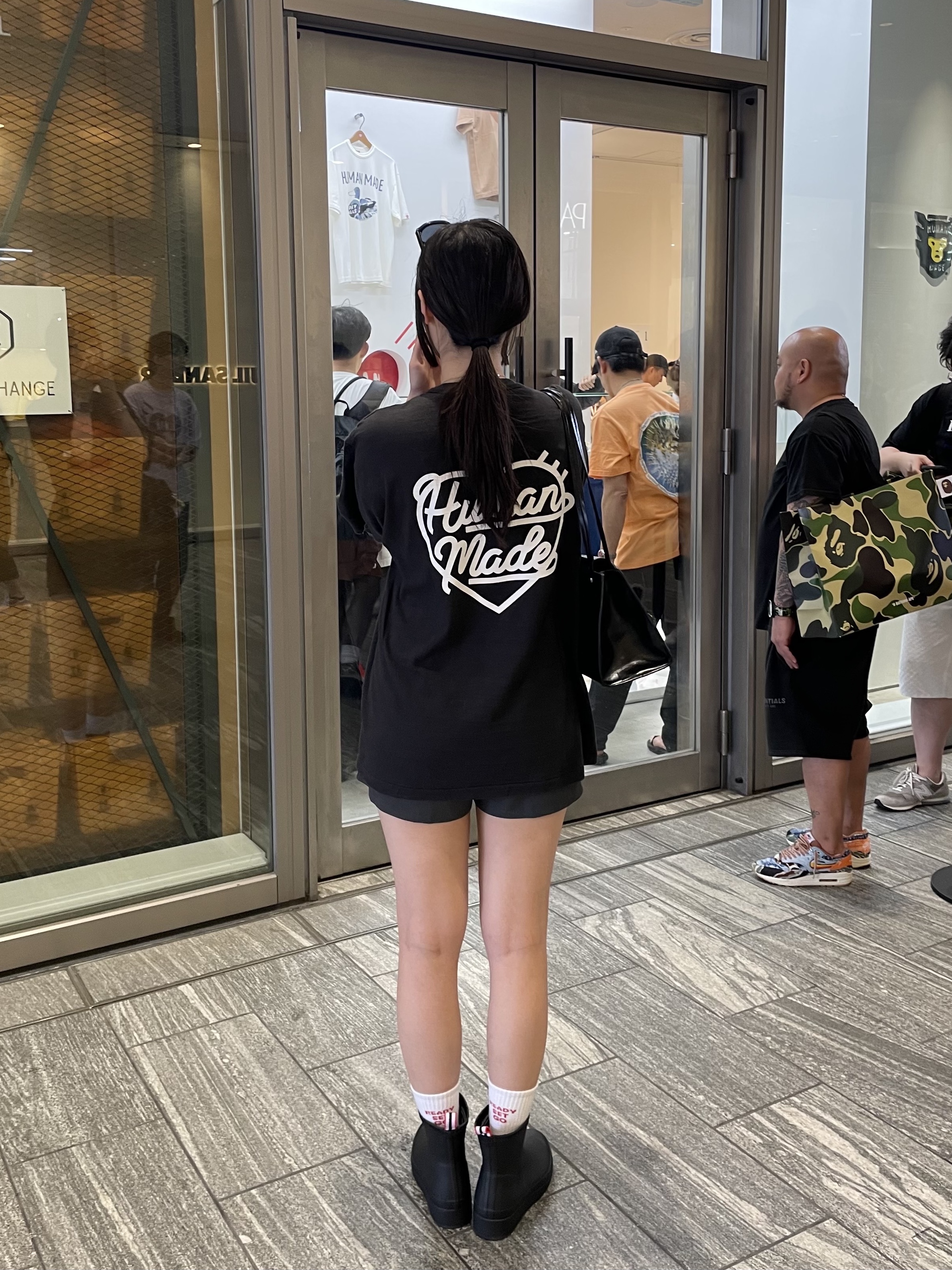 Human Made Heart Badge T-Shirt Black, (W) Hunter Play Short Rain Boots Black 착용 스타일