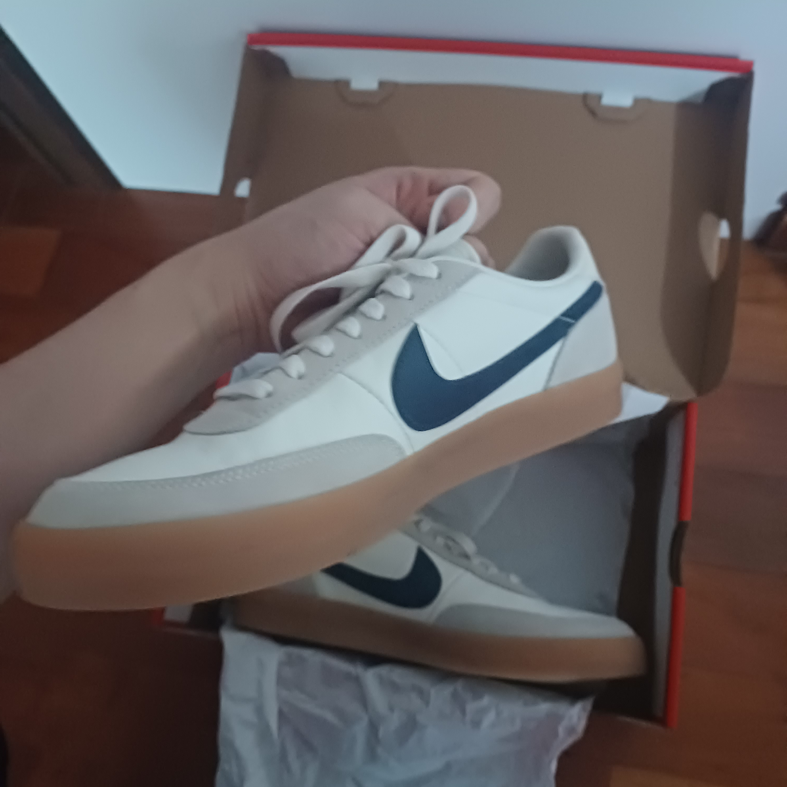 Nike x J.Crew Killshot 2 Sail Midnight Navy 착용 스타일 - 2