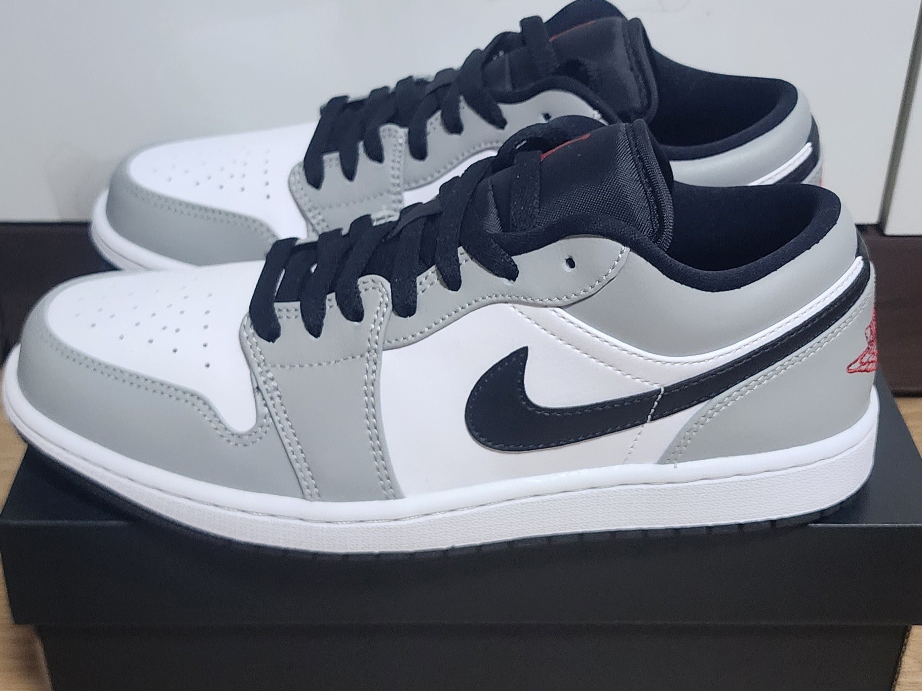Jordan 1 Low Light Smoke Grey 착용 스타일
