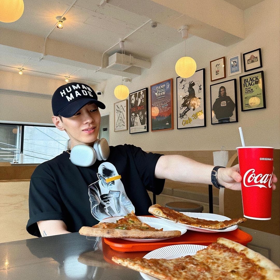 Human Made 6-Panel Wool Cap Navy, Apple AirPods Max Lightning Silver (Korean Ver.) 착용 스타일 - 1