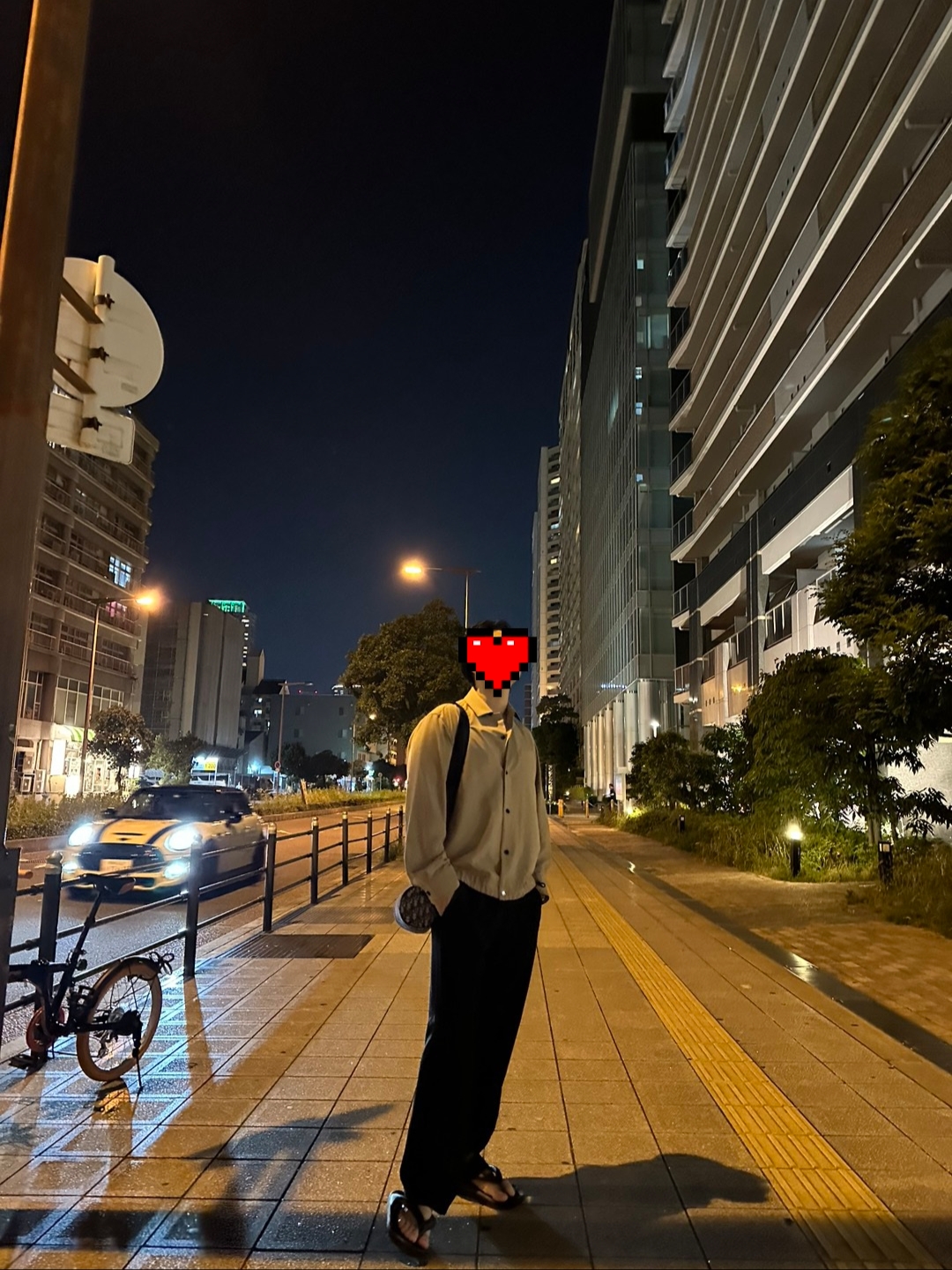 Taw&Toe Flip Flop Zerovity Bio Black, Dior Roller Messenger Bag Beige & Black Dior Oblique Jacquard 착용 스타일