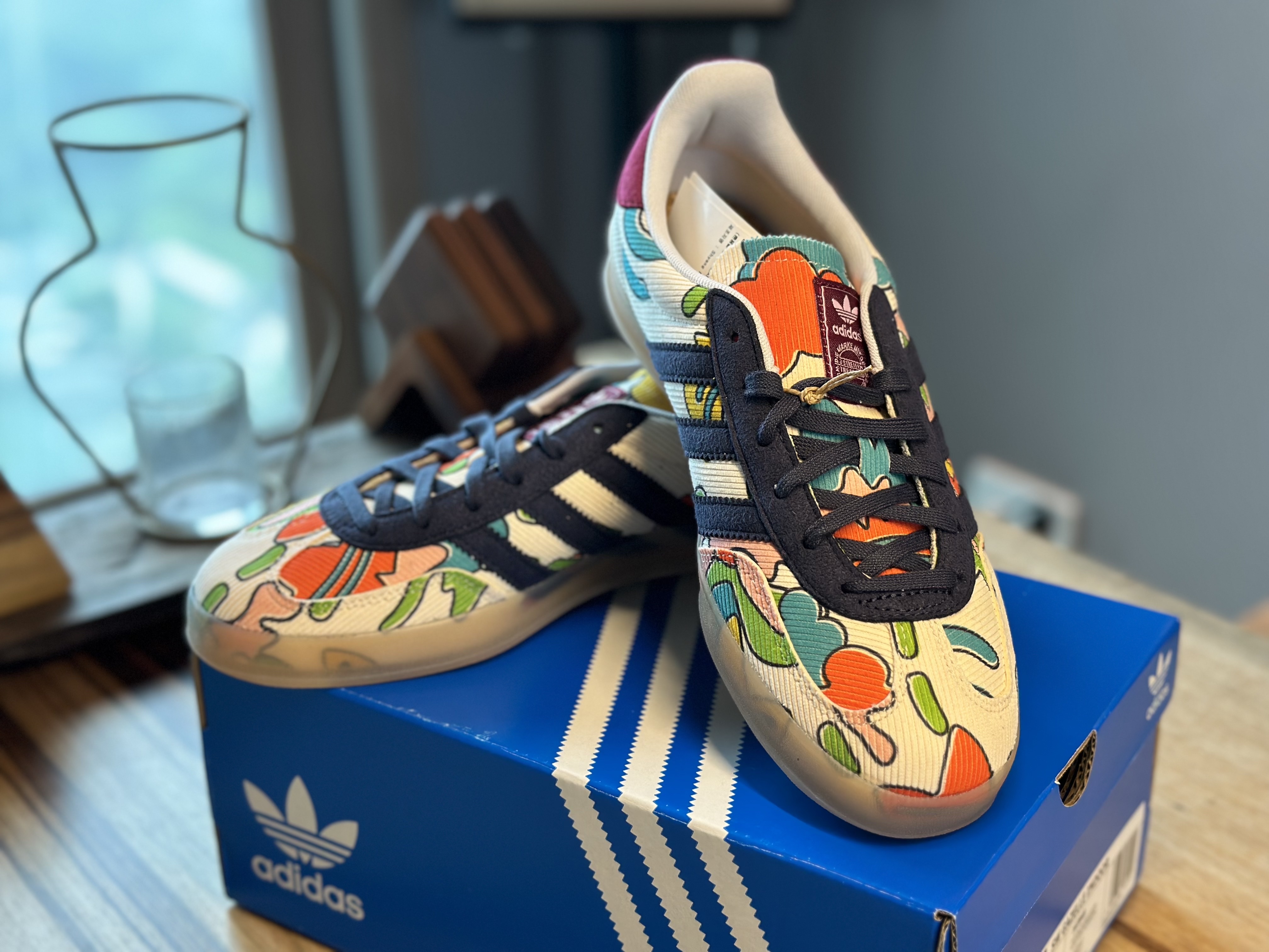 Adidas x Sean Wotherspoon Gazelle Indoor Ecru Tint 착용 스타일 - 1