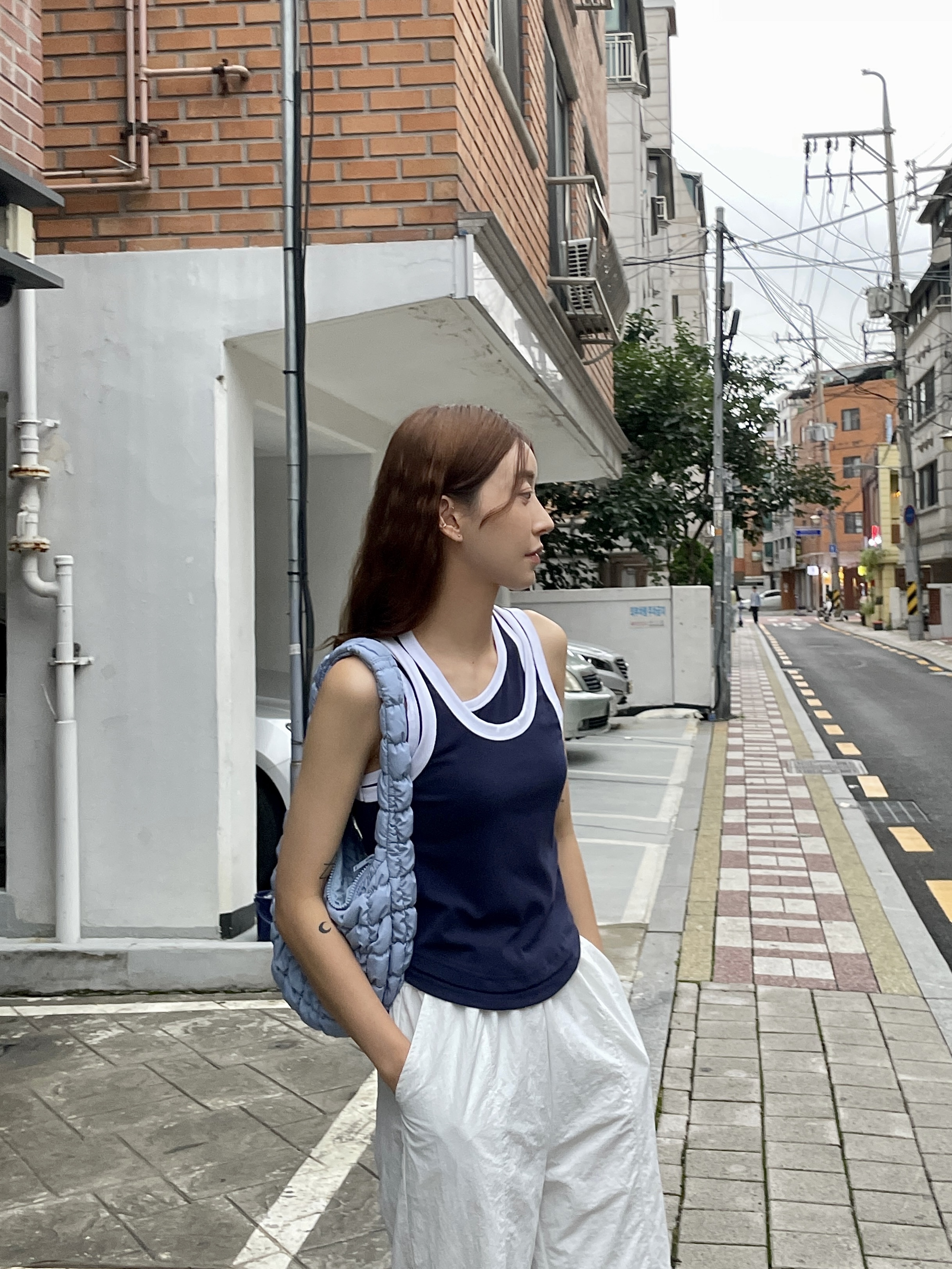 COS Quilted Mini Bag Light Blue, (W) Bottega Veneta Puddle Ankle Boots Fondant 착용 스타일 - 2