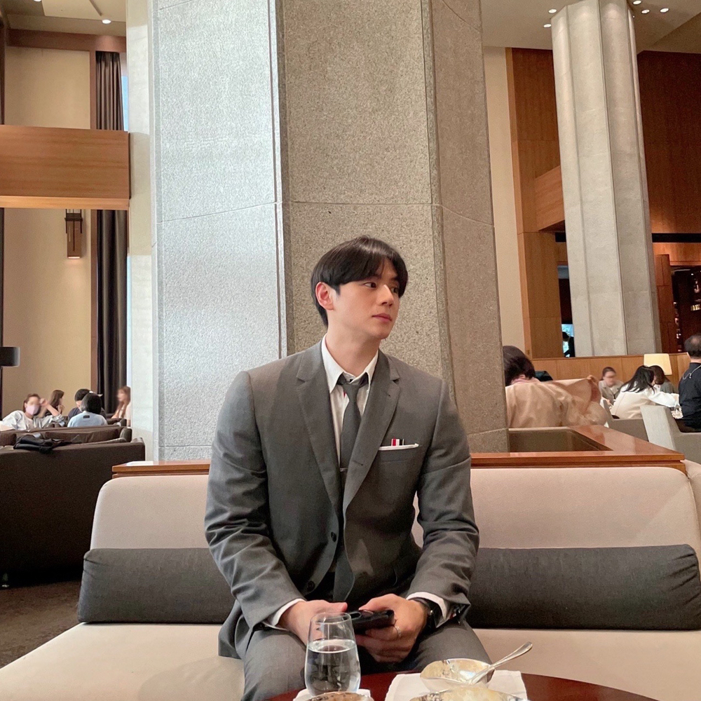 KREAM 프로필 이미지