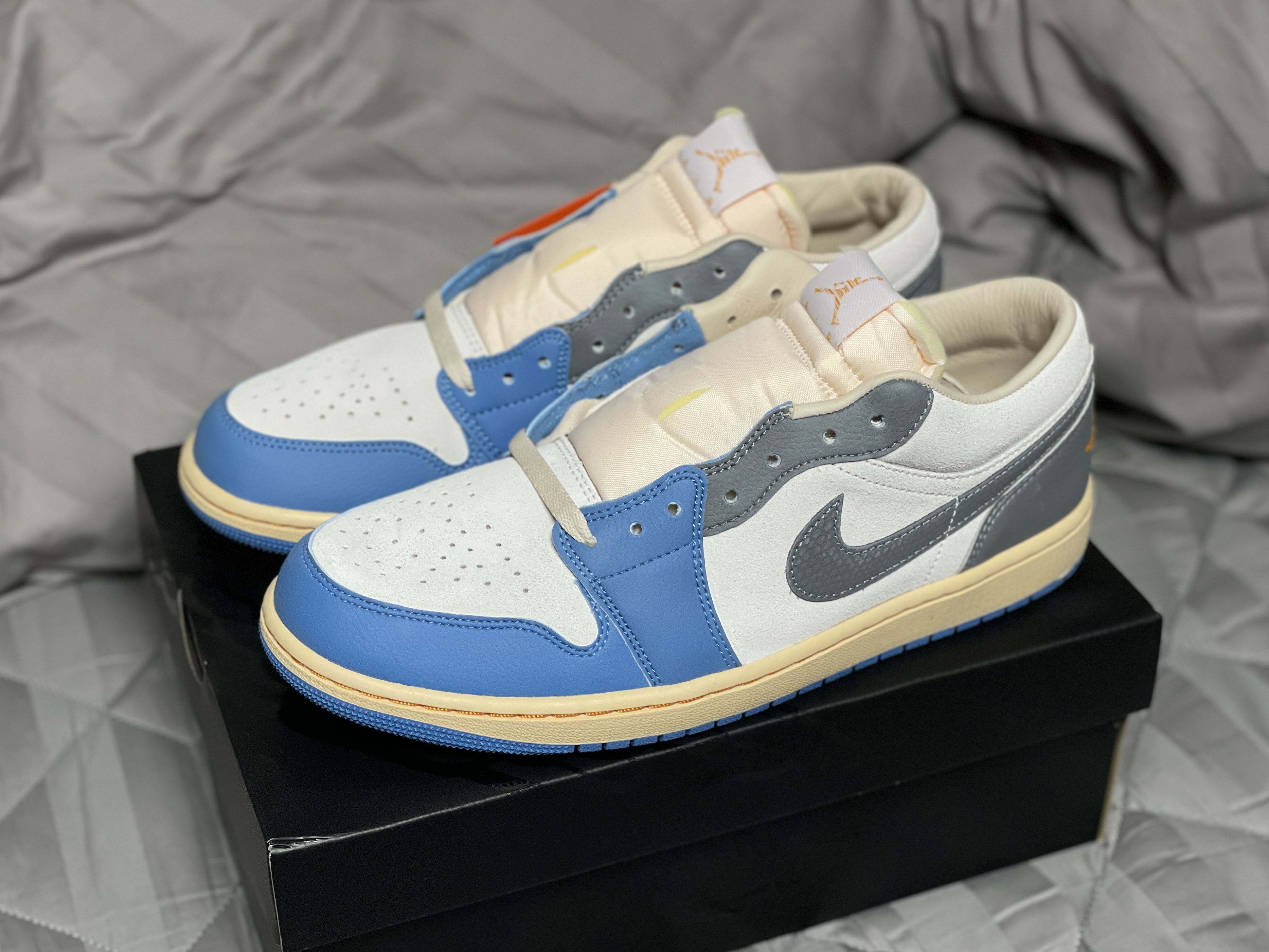 Jordan 1 Low SE Tokyo 96 착용 스타일