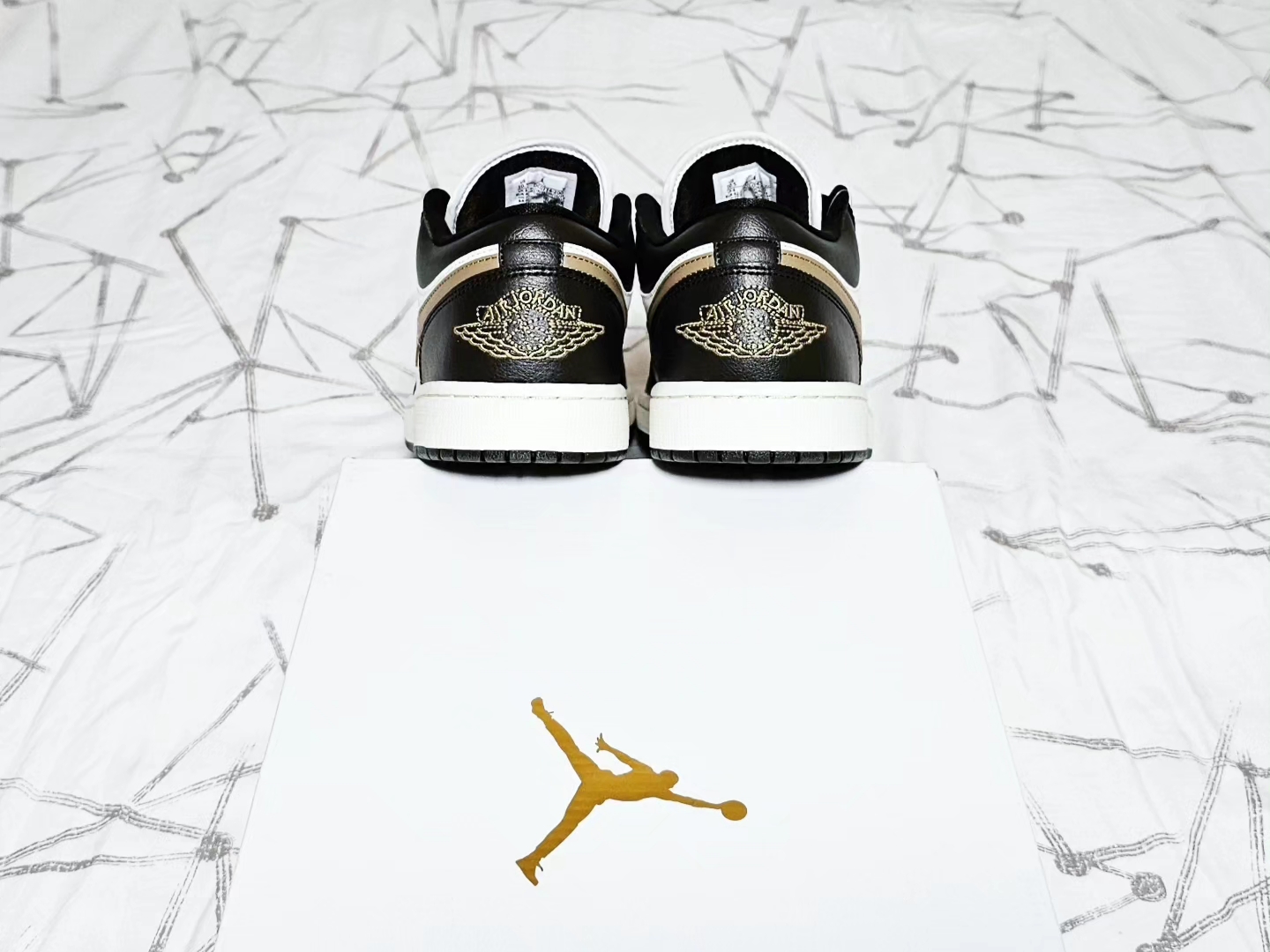 (W) Jordan 1 Low Shadow Brown 착용 스타일 - 5