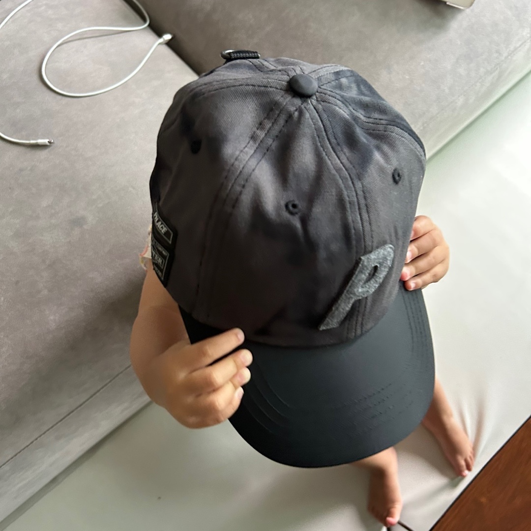 Palace x Porter P Cap Black 착용 스타일