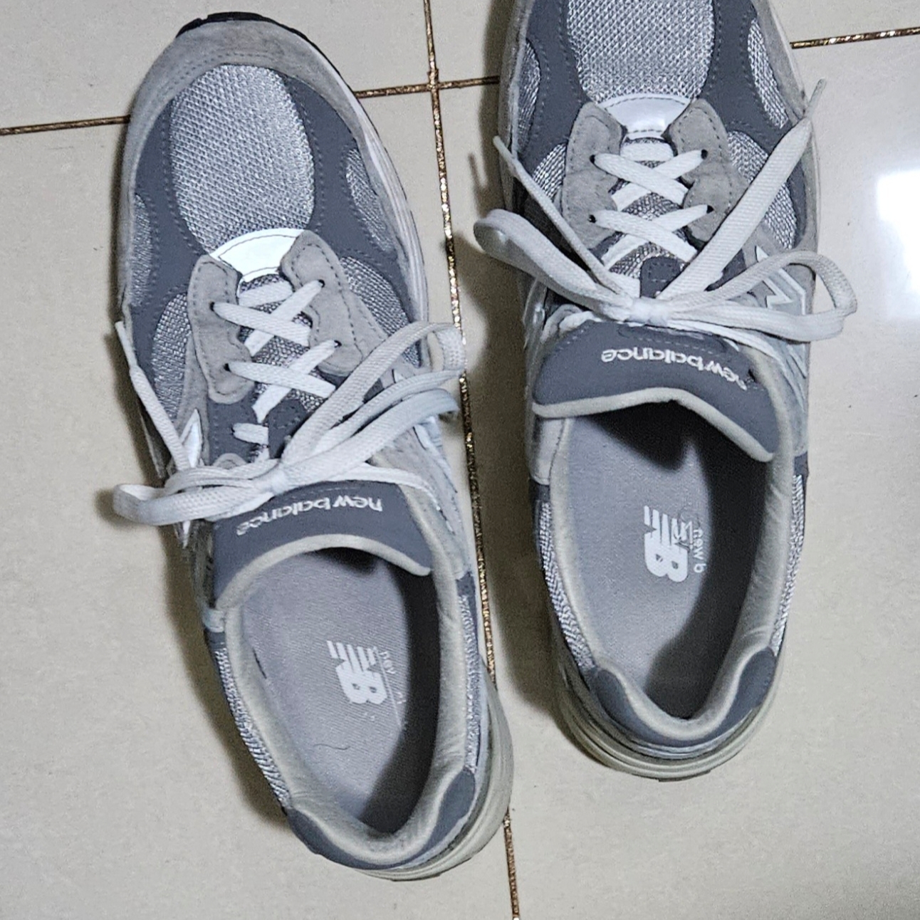 New Balance 992 Made in USA Grey - D Standard 착용 스타일
