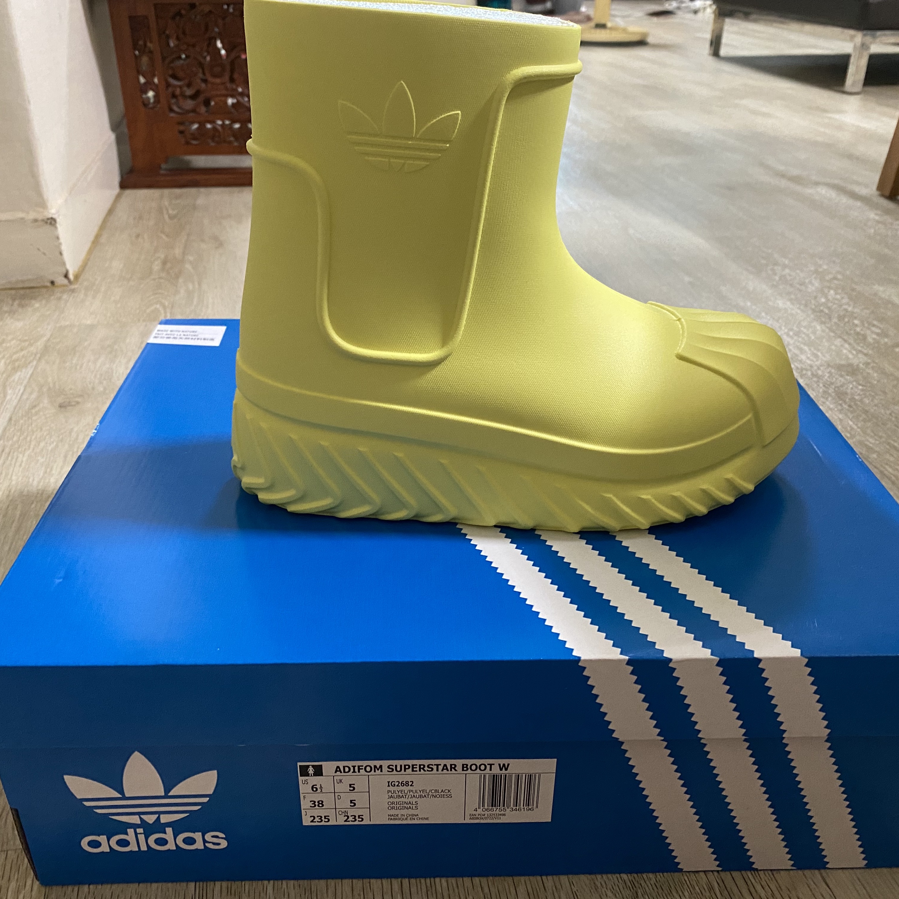 (W) Adidas Adifom Superstar Boot Pulse Yellow 착용 스타일 - 2