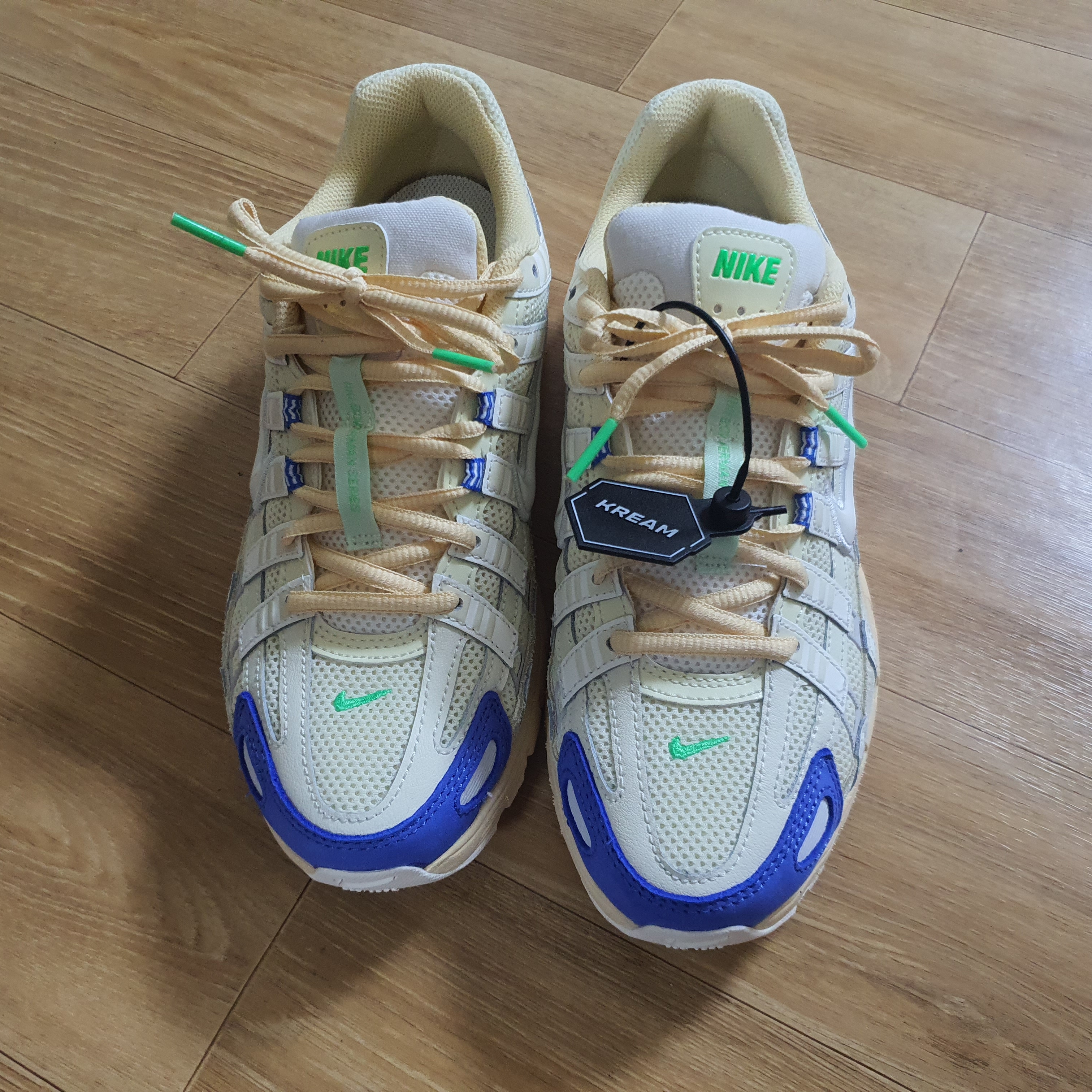 Nike P-6000 Coconut Milk Medium Blue 착용 스타일 - 2