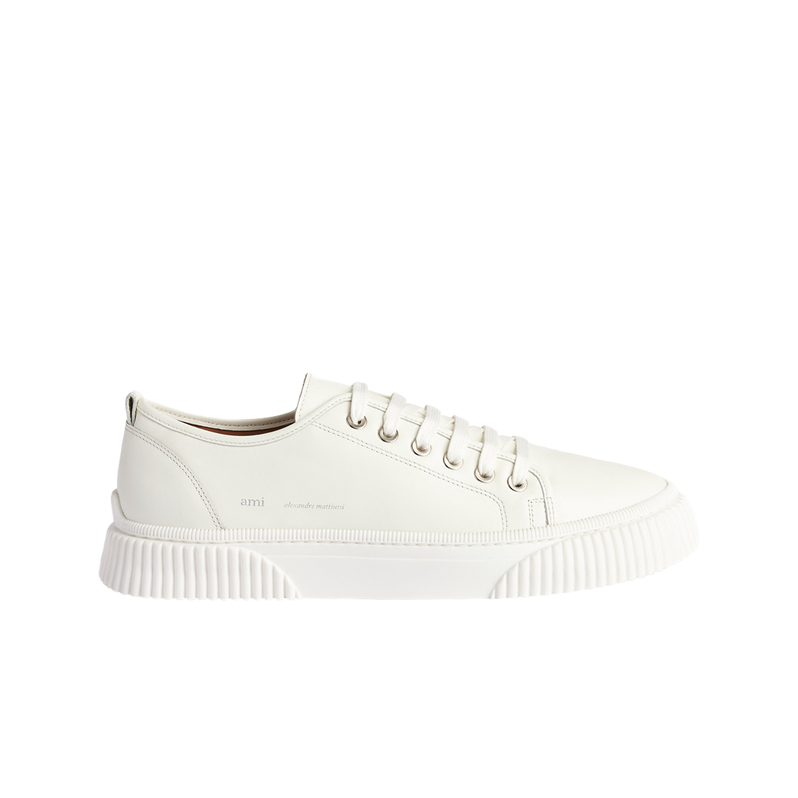 아미 레이스업 로우탑 로고 스니커즈 오프 화이트(AMI Lace-Up Low Top Logo Sneakers Off White)