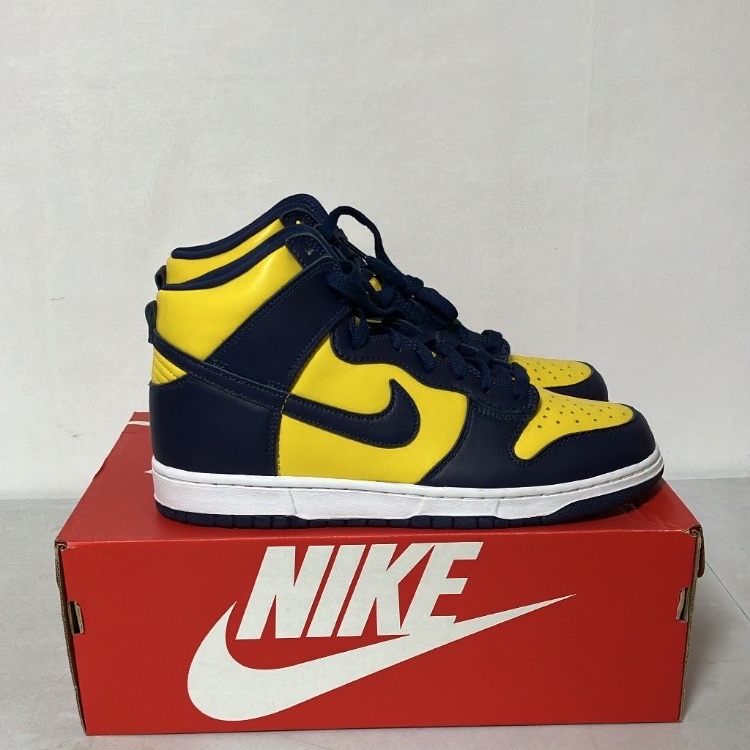 Nike Dunk High SP Maize & Blue 착용 스타일