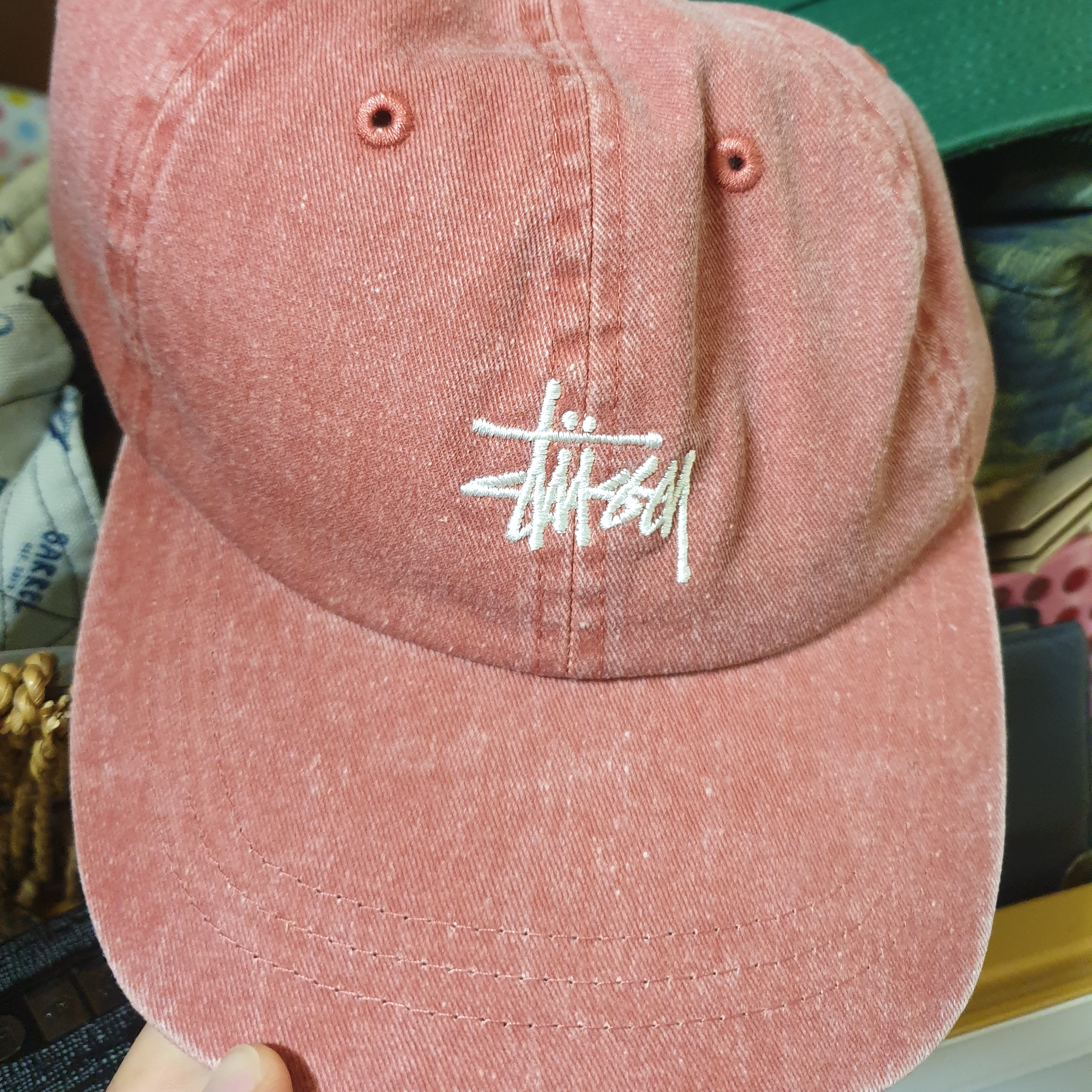 Stussy Washed Stock Low Pro Cap Rust 착용 스타일