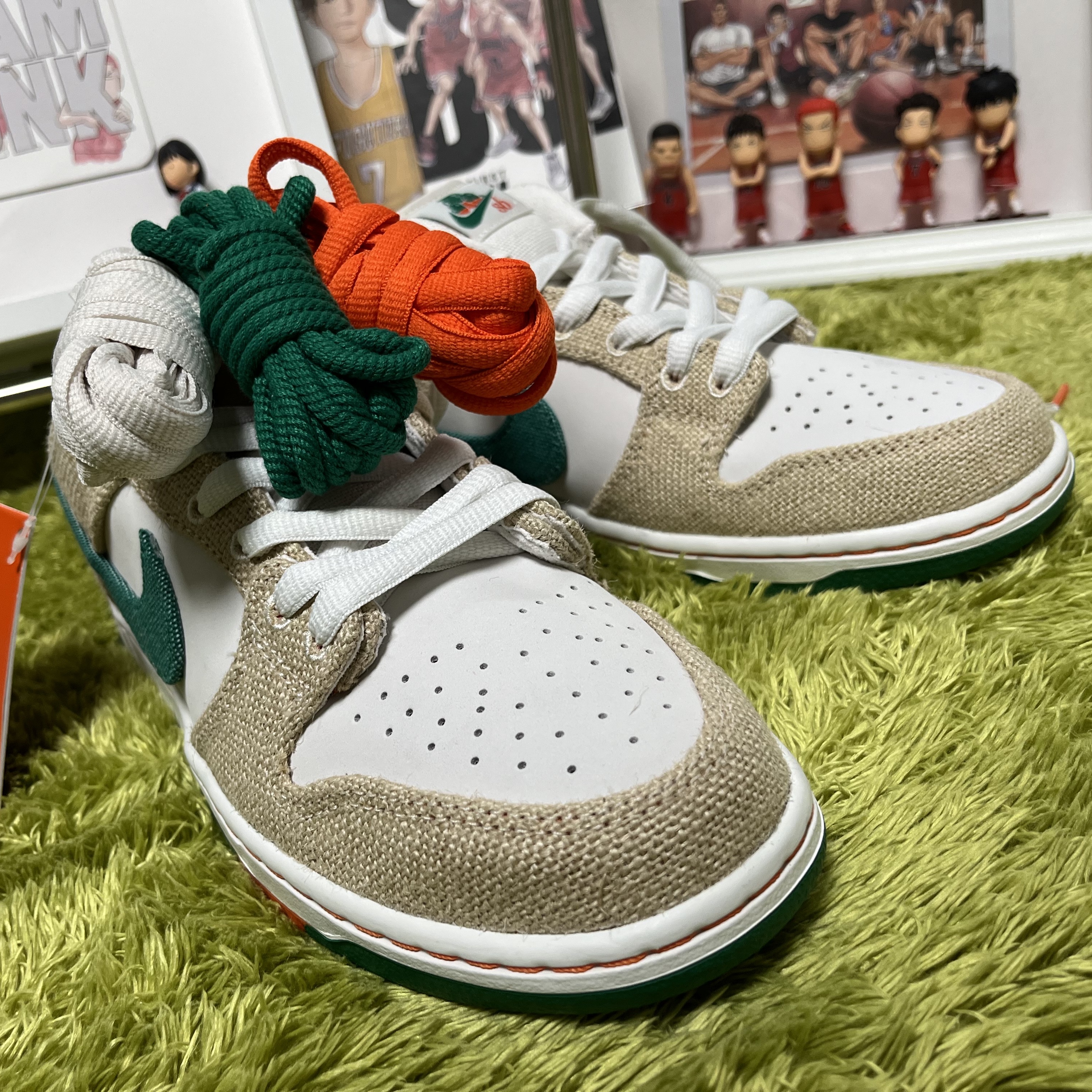 Nike x Jarritos SB Dunk Low Phantom and Malachite 착용 스타일 - 2