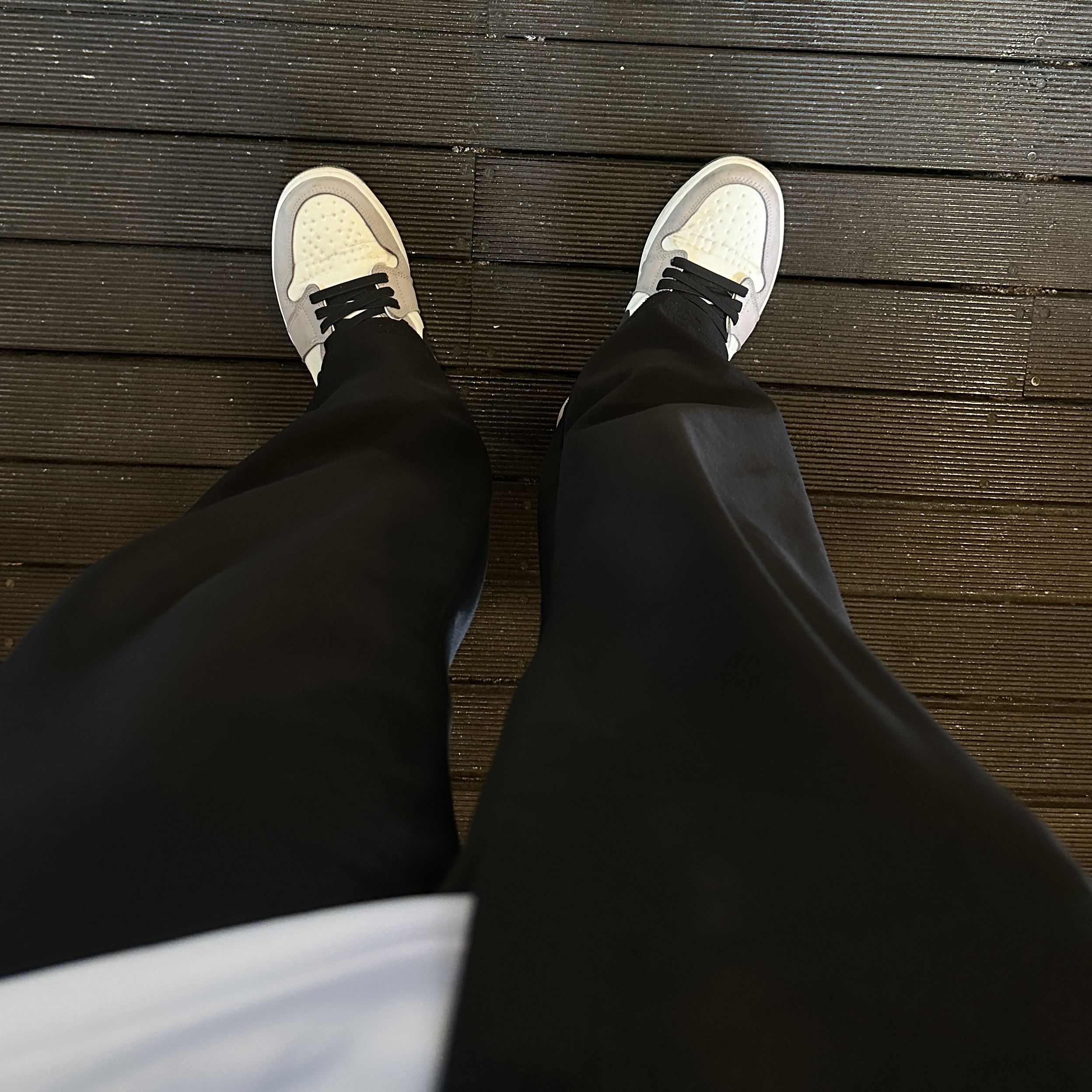 Jordan 1 Element Gore-Tex Sail 착용 스타일