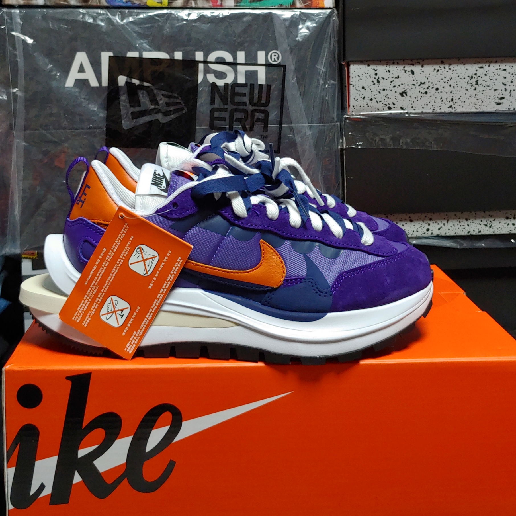 Nike x Sacai VaporWaffle Dark Iris 착용 스타일 - 1