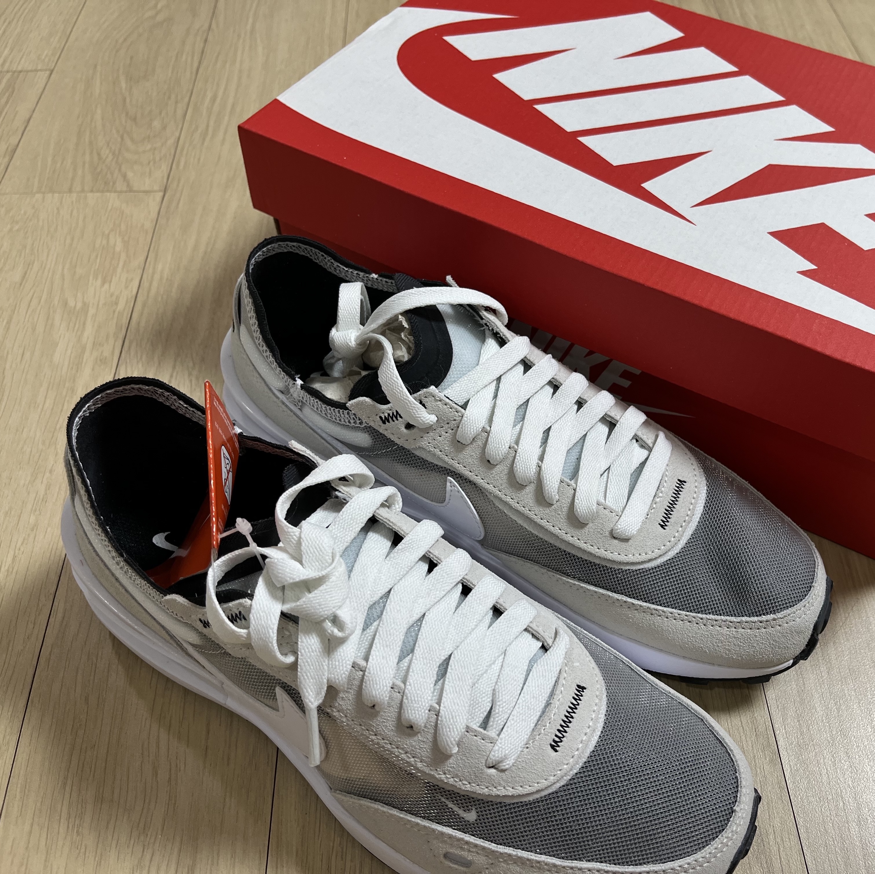 Nike Waffle One Infinite Lilac 착용 스타일