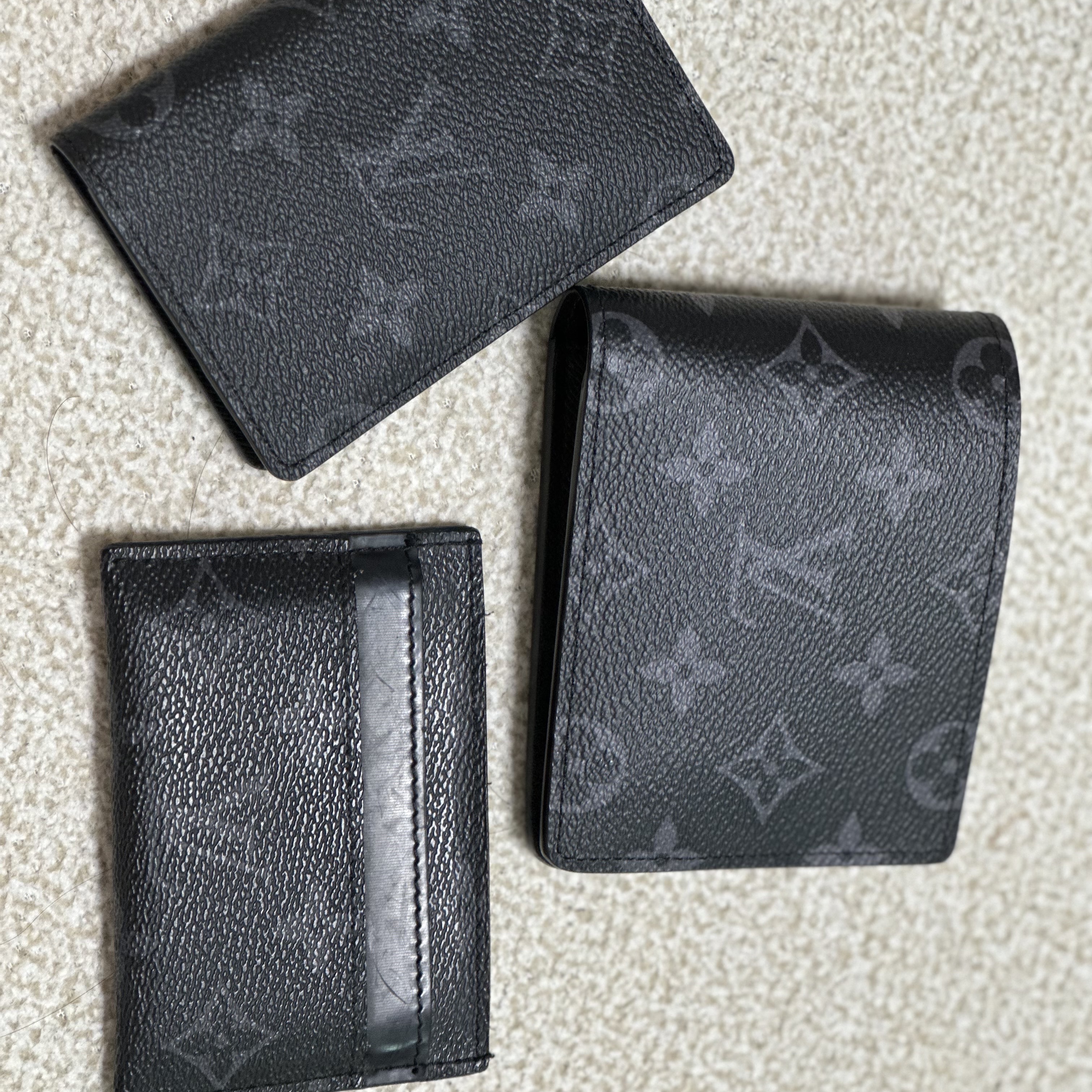 Louis Vuitton Pocket Organizer Monogram Eclipse, Louis Vuitton Slender Wallet Monogram Eclipse 착용 스타일
