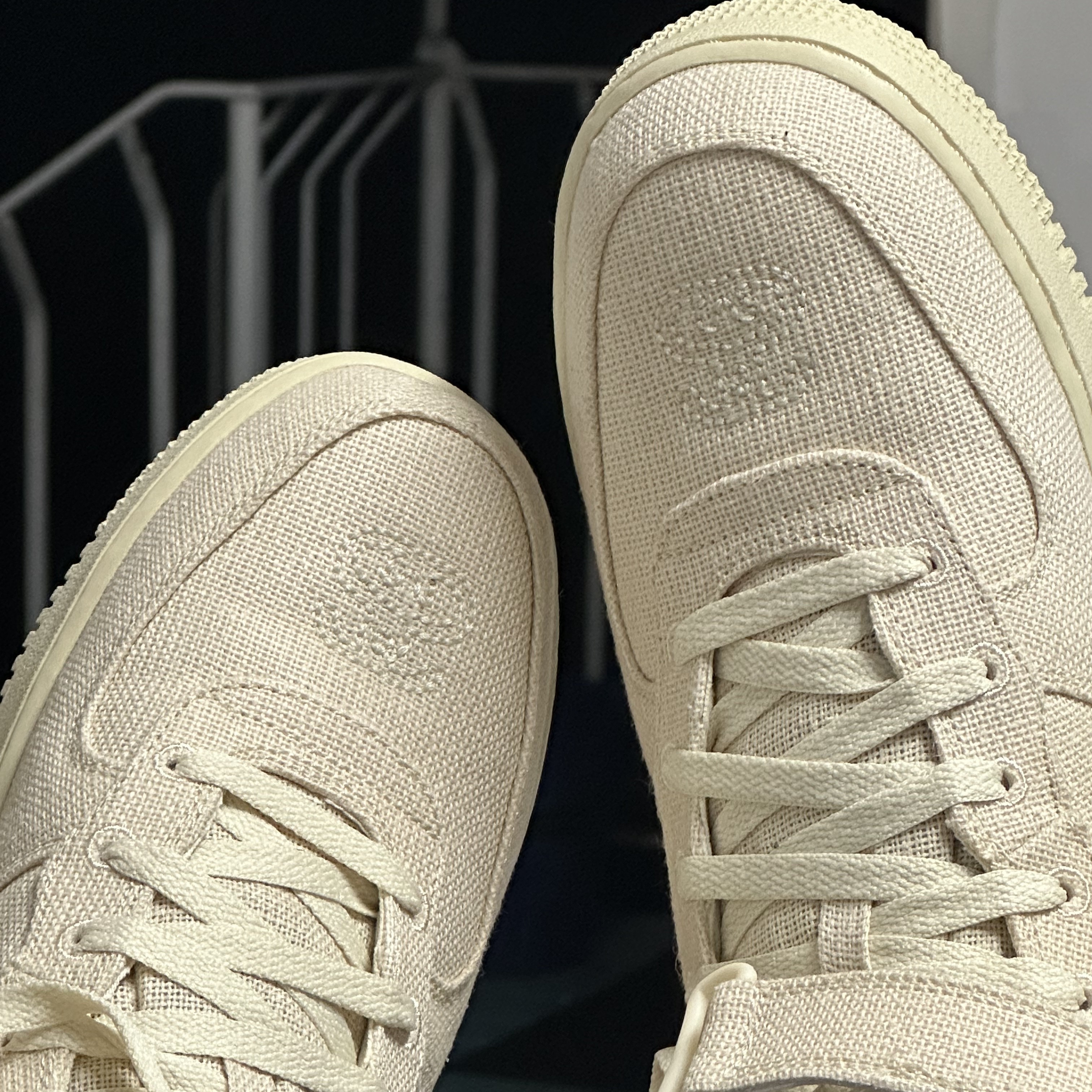 Nike x Stussy Air Force 1 '07 Mid SP Fossil 착용 스타일
