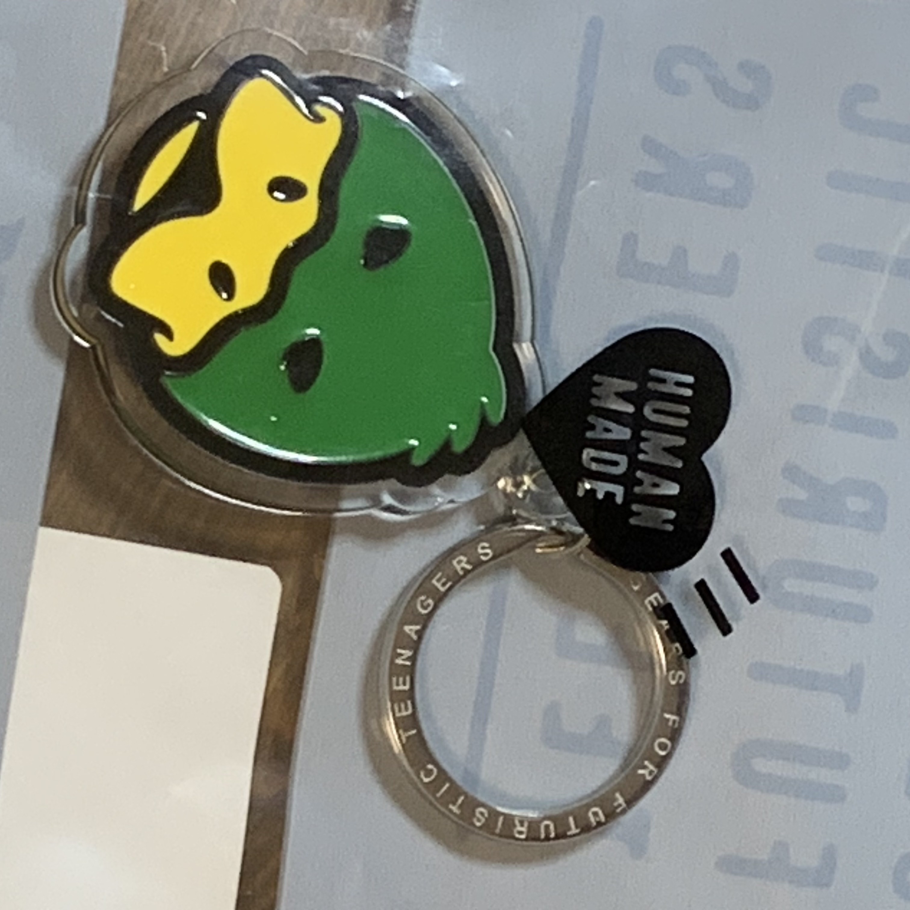 Human Made Acrylic Animal Keyring Green 착용 스타일