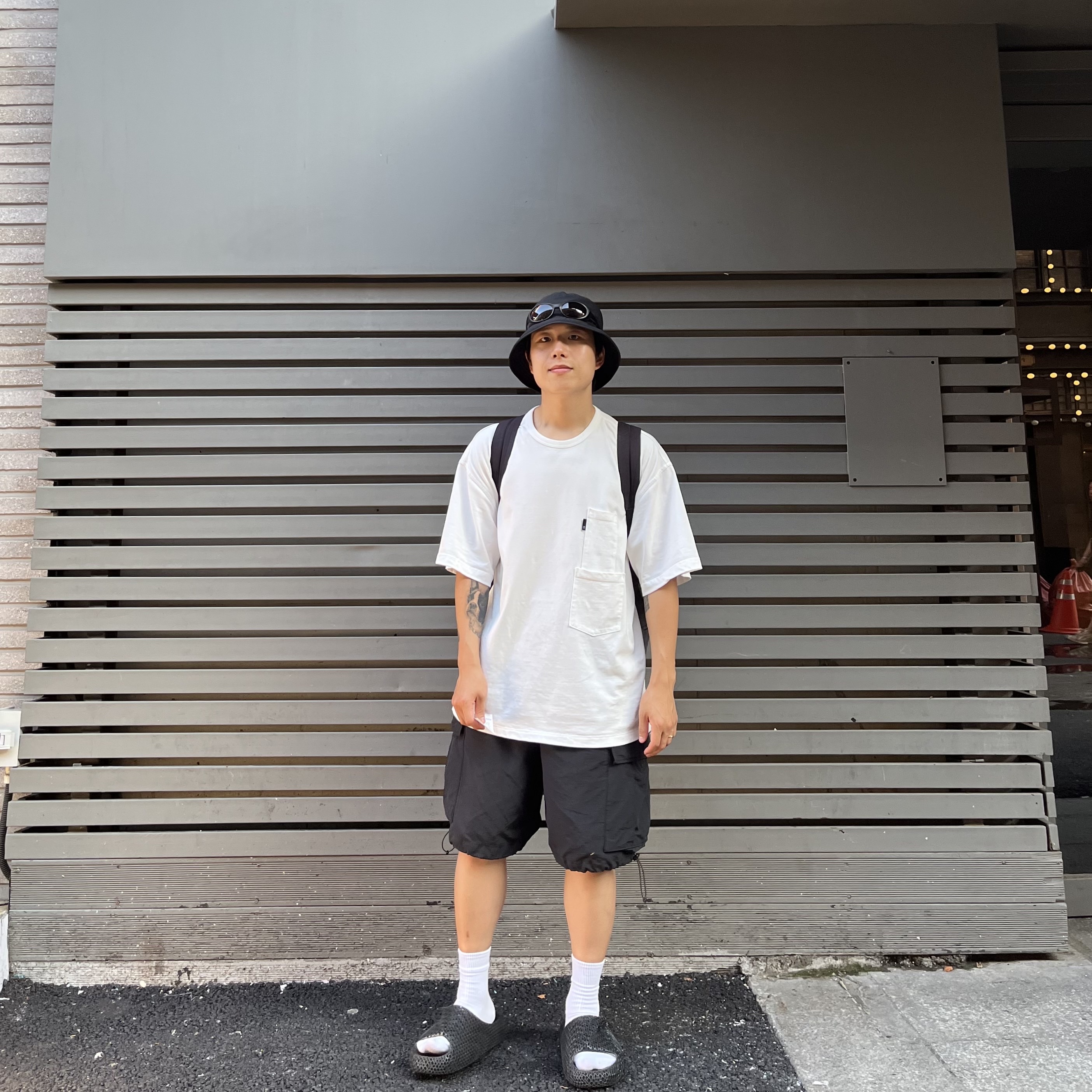 Asics Actibreeze 3D Sandal Black, Oakley Eye Jacket Redux Matte Black Frame Prizm Grey Lenses High Bridge Fit 착용 스타일 - 1