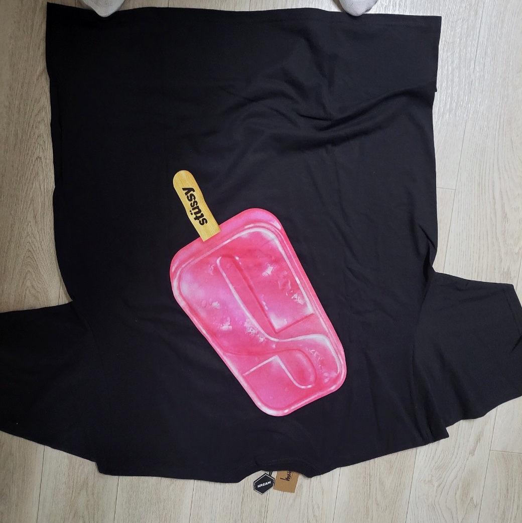 Stussy Popsicle T-Shirt Black 착용 스타일