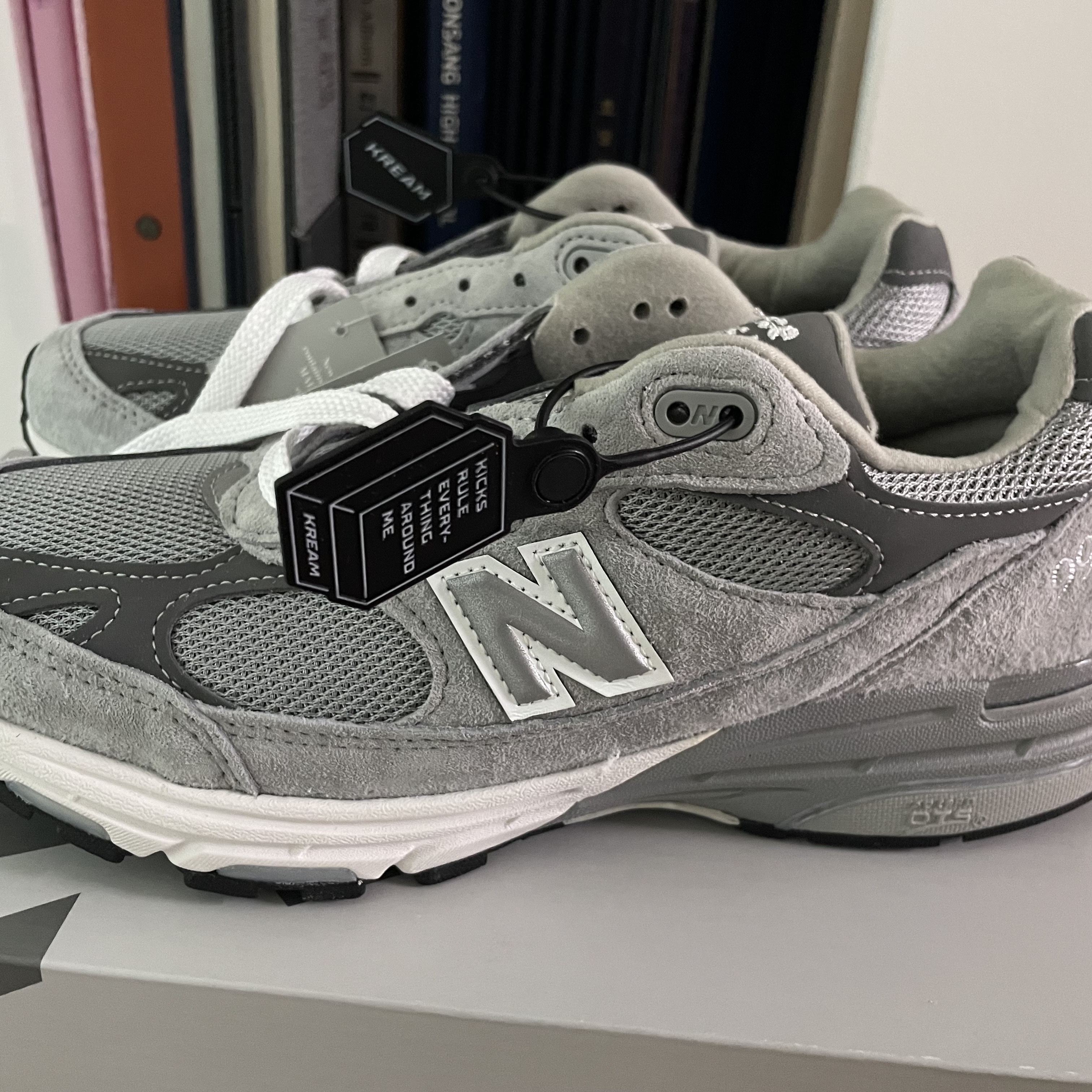 New Balance 993 Made in USA Grey - D Standard 착용 스타일