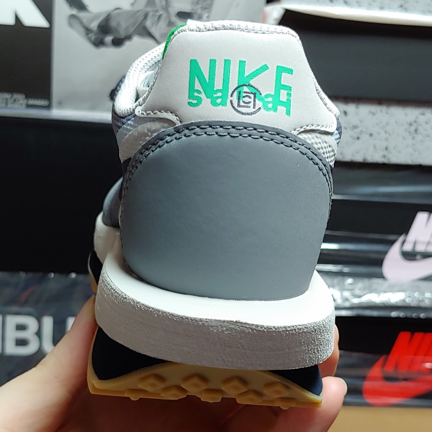 Nike x Sacai x Clot LDWaffle Cool Grey 착용 스타일 - 1