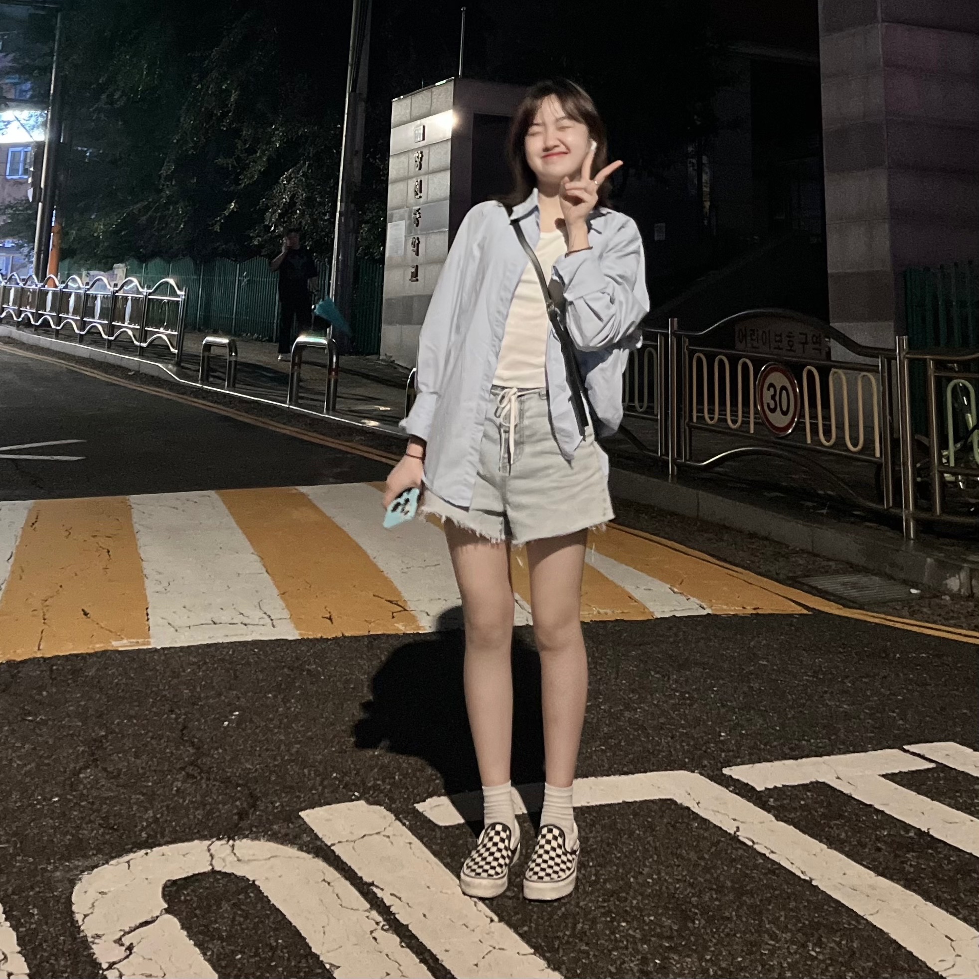 Vans Slip-On Checkerboard 착용 스타일 - 1
