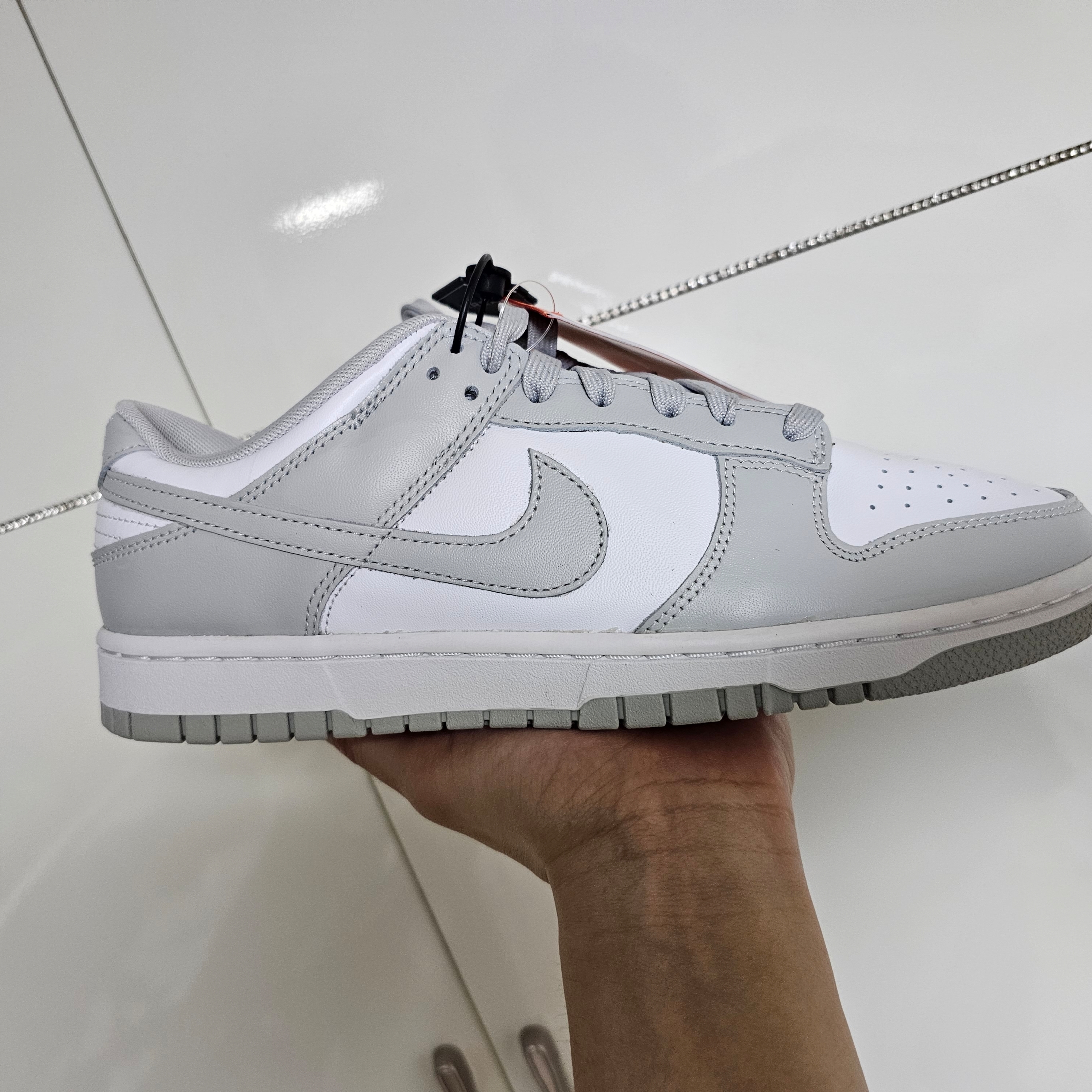 Nike Dunk Low Retro Grey Fog 착용 스타일