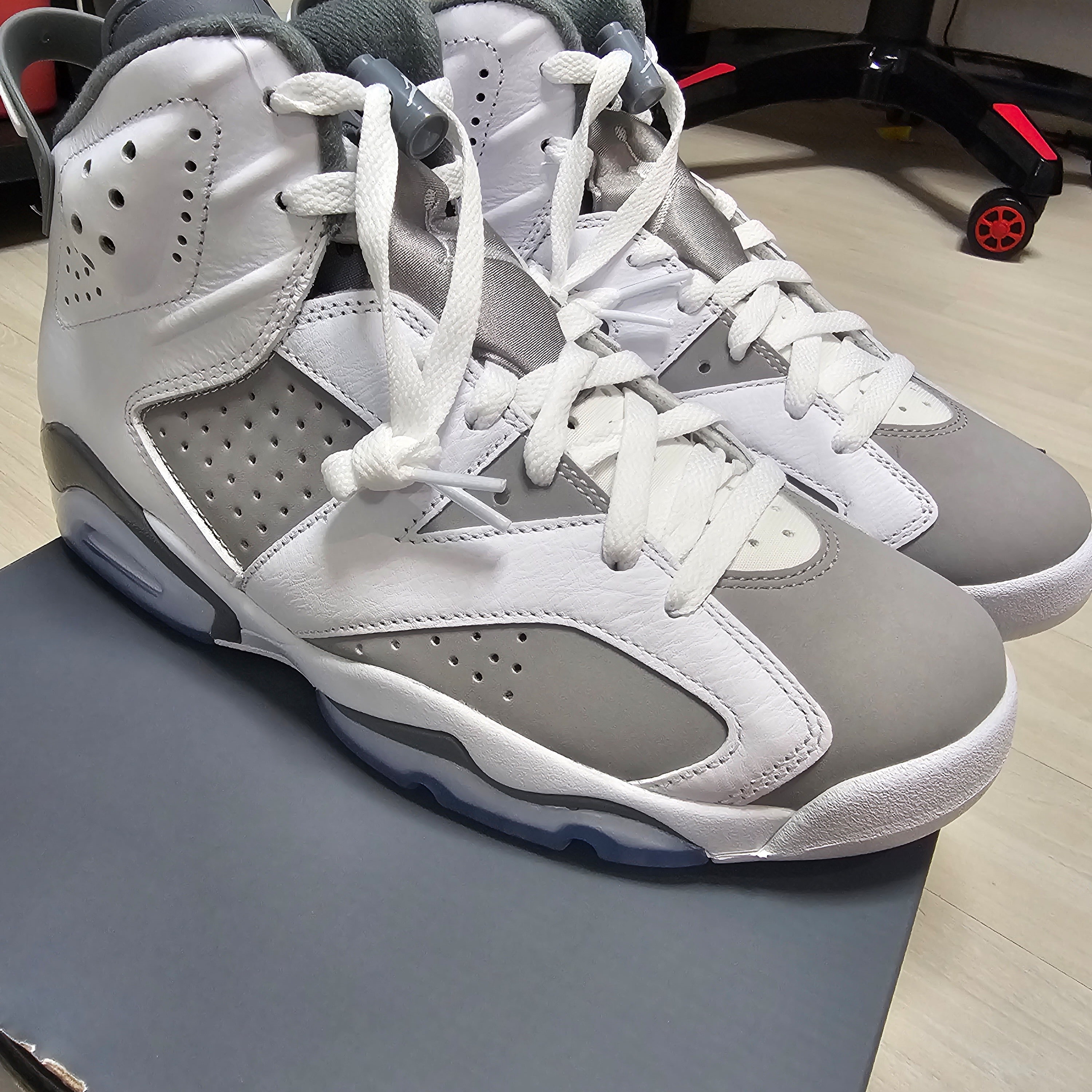 Jordan 6 Retro Cool Grey 착용 스타일