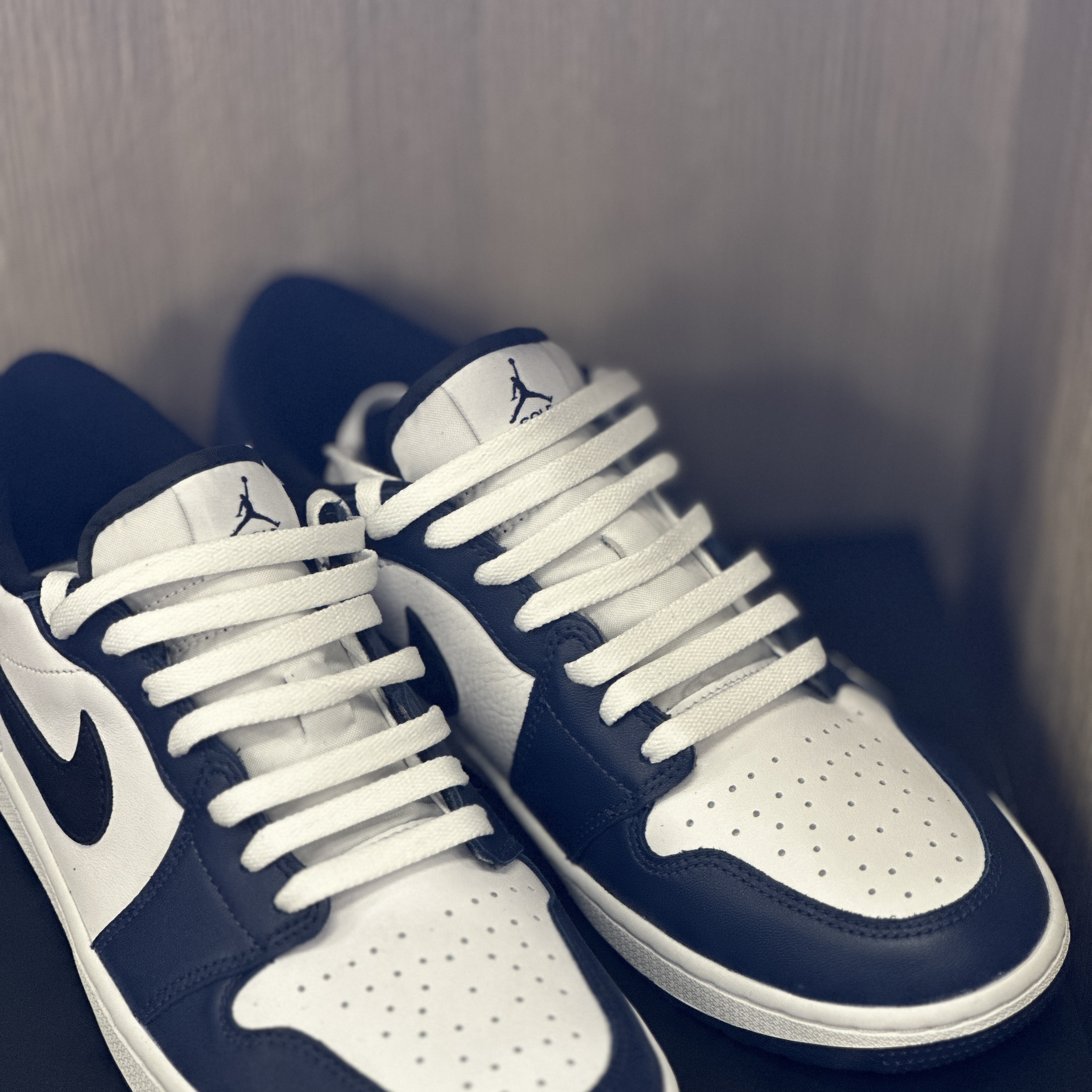 Jordan 1 Low Golf Midnight Navy 착용 스타일 - 1