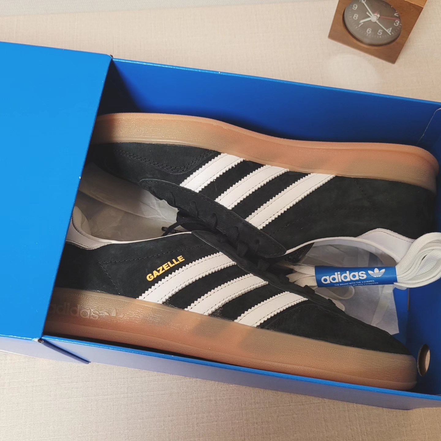 Adidas Gazelle Indoor Core Black 착용 스타일