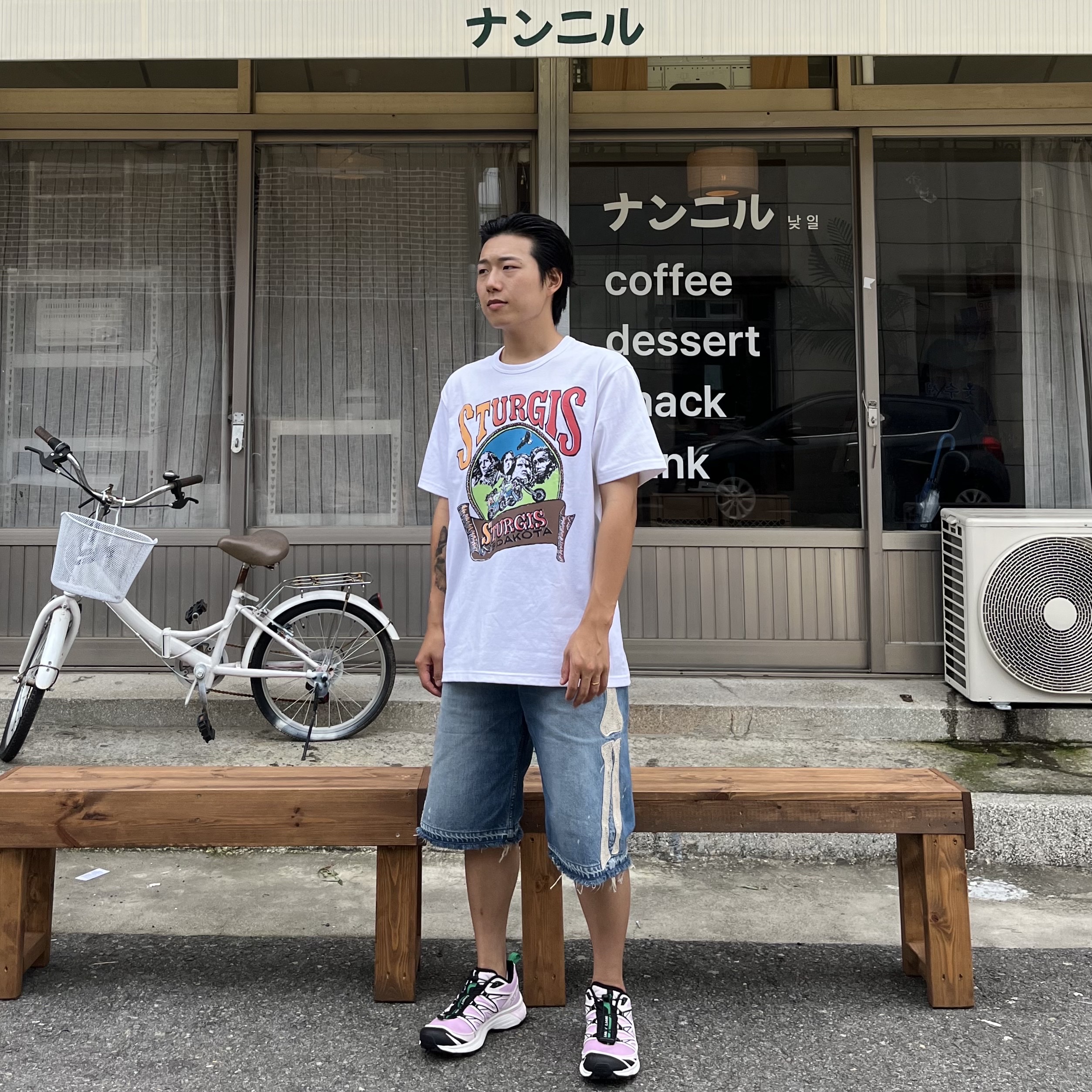Kapital 14 oz. Denim 5P Bone Embroidery Short Pants Indigo (Processing), Salomon x Sandy Liang XT-6 Expanse Cradle Pink 착용 스타일 - 1