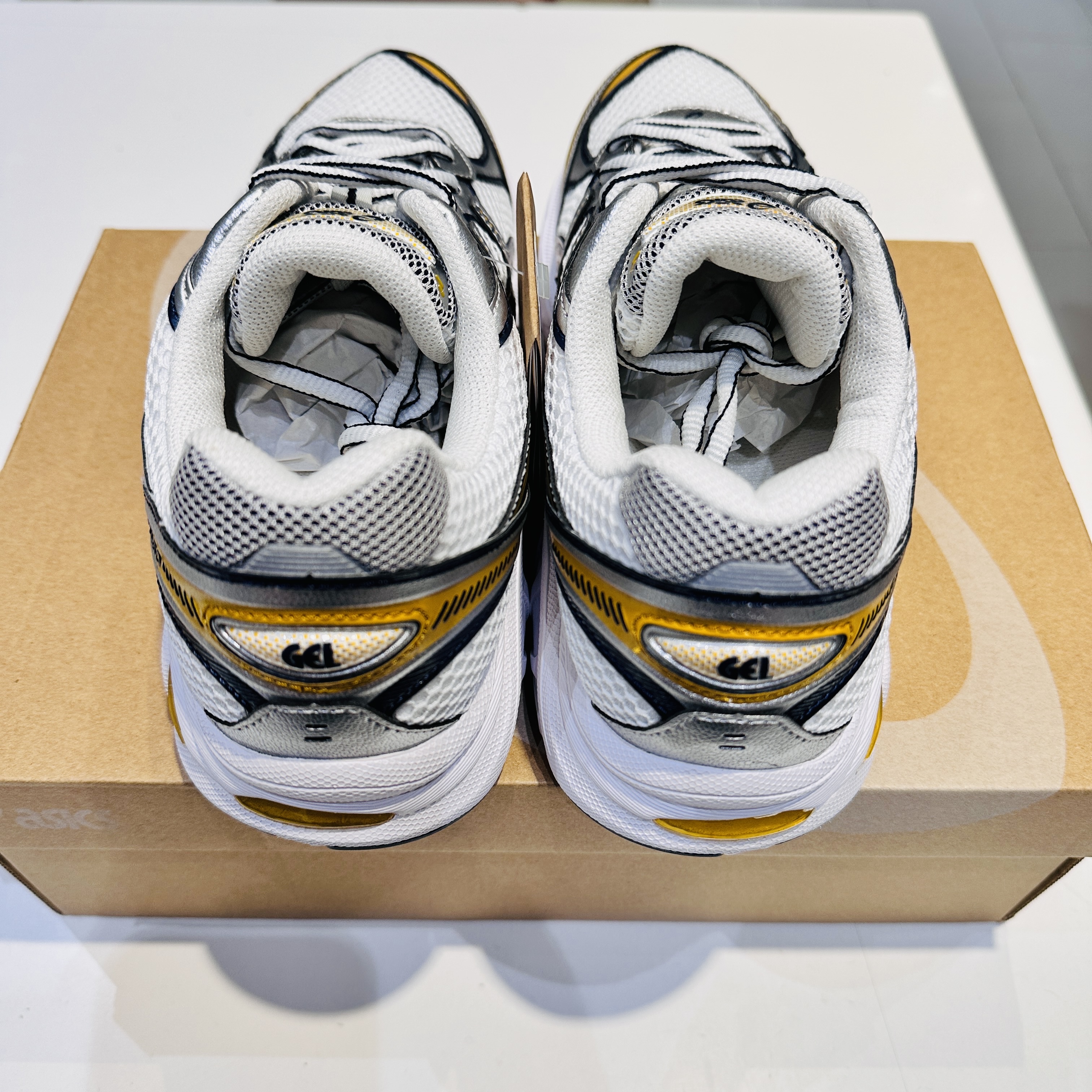 Asics GT-2160 White Pure Silver 착용 스타일 - 3