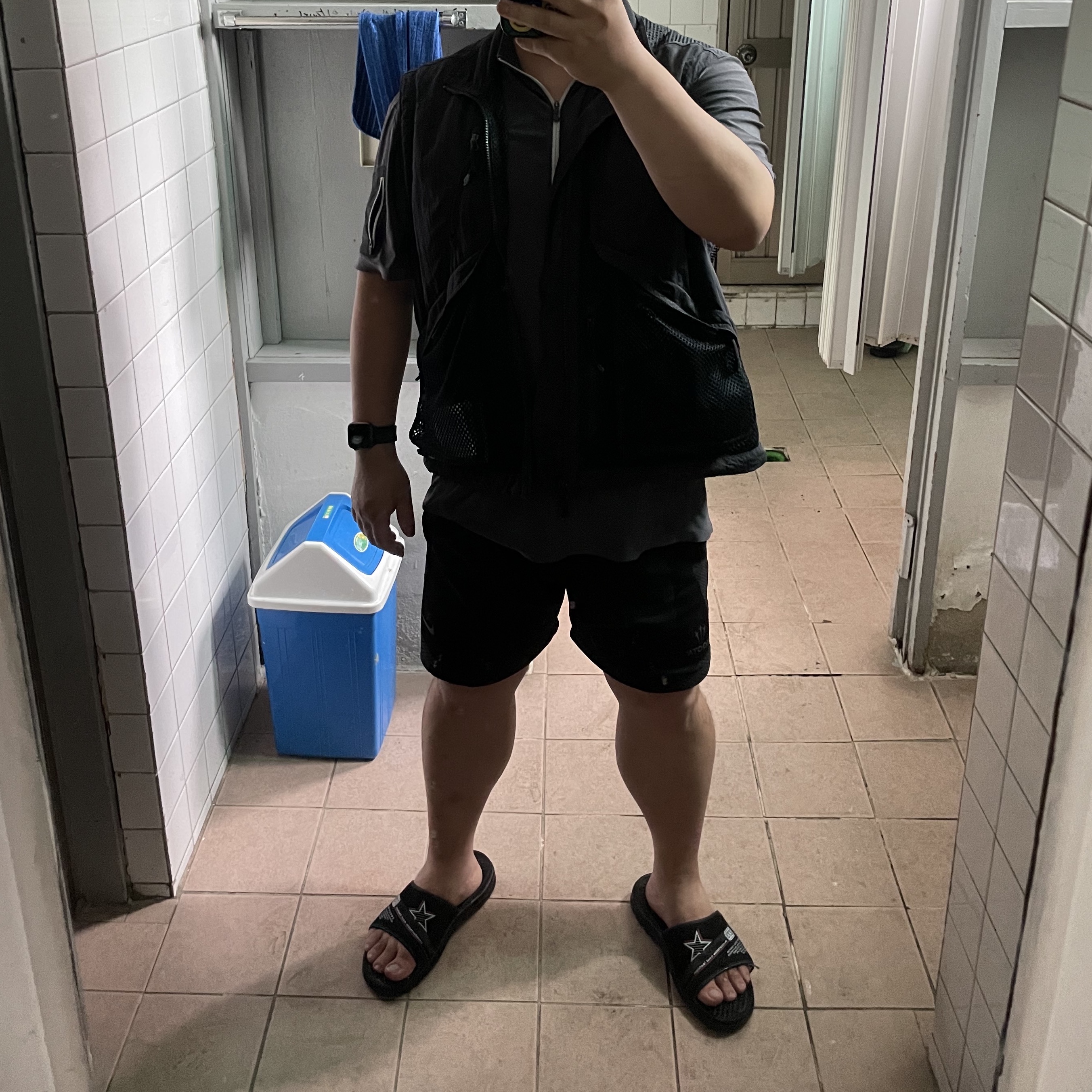 Nike x Drake Nocta Shorts Sequoia (DR2628-355) 착용 스타일