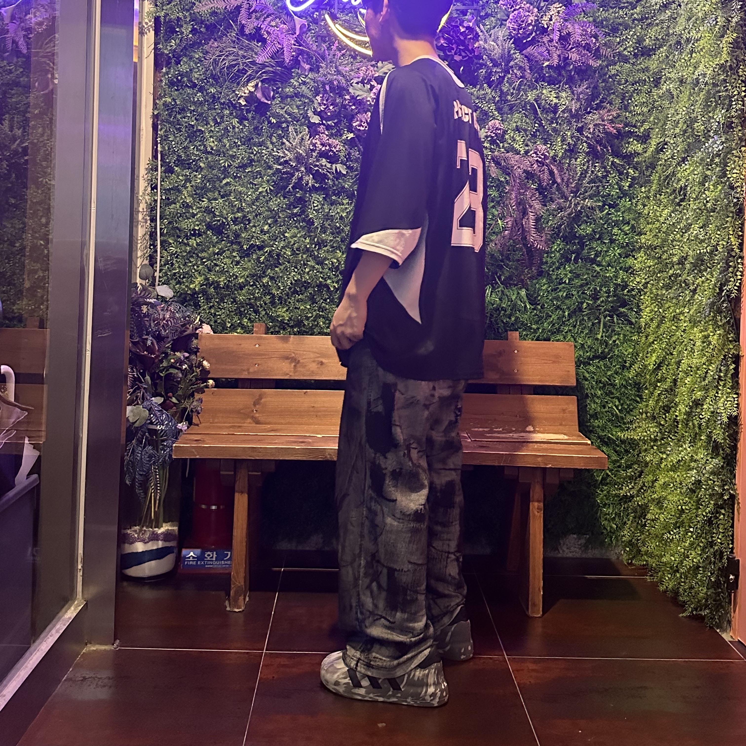 Undermycar Nimbul Rough Oil Coating Sweatpants Ultimate Gray - 23SS, Project G/R Oversized Football Jersey Black 착용 스타일