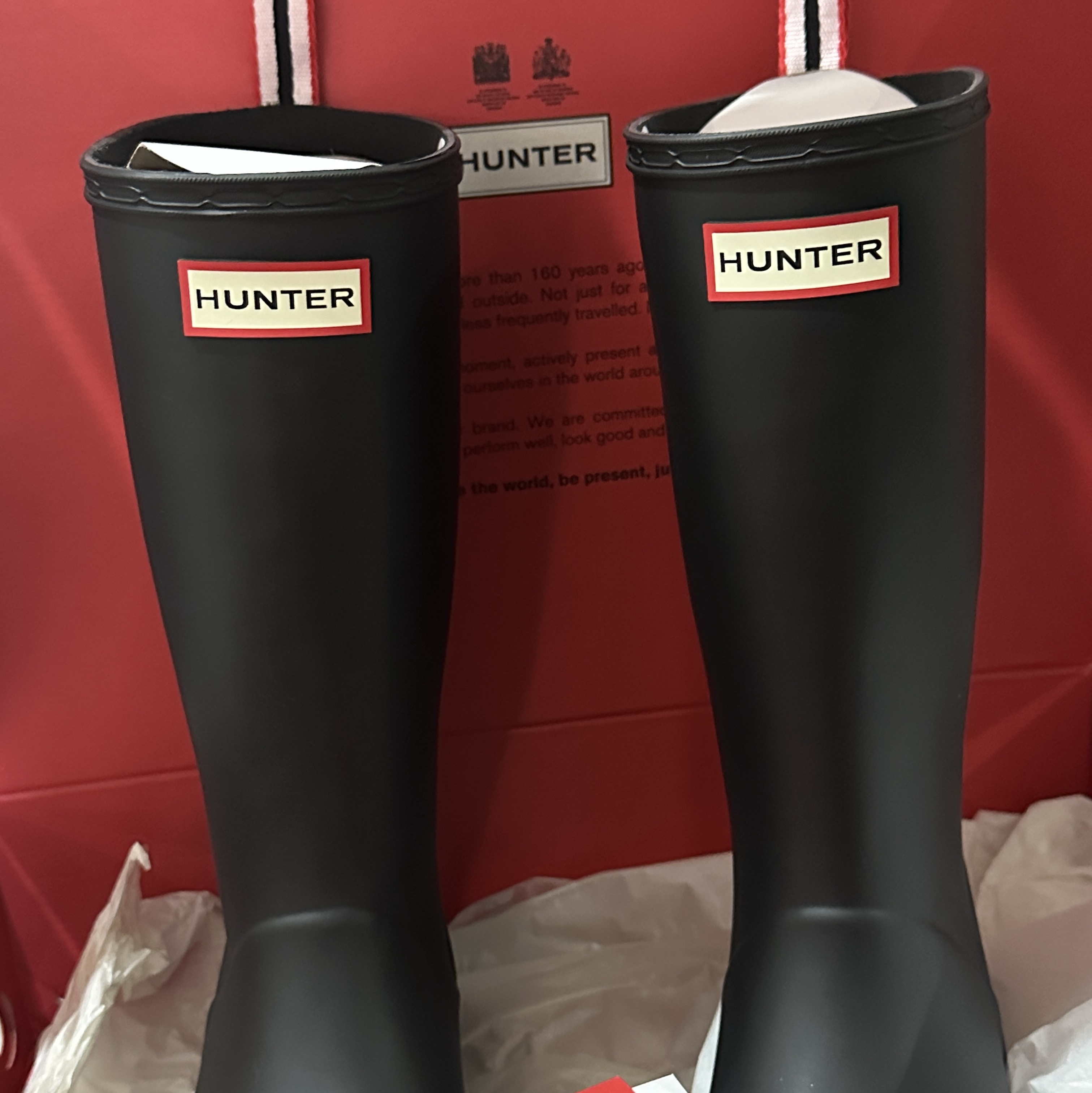 (W) Hunter Play Tall Wellington Rain Boots Black 착용 스타일