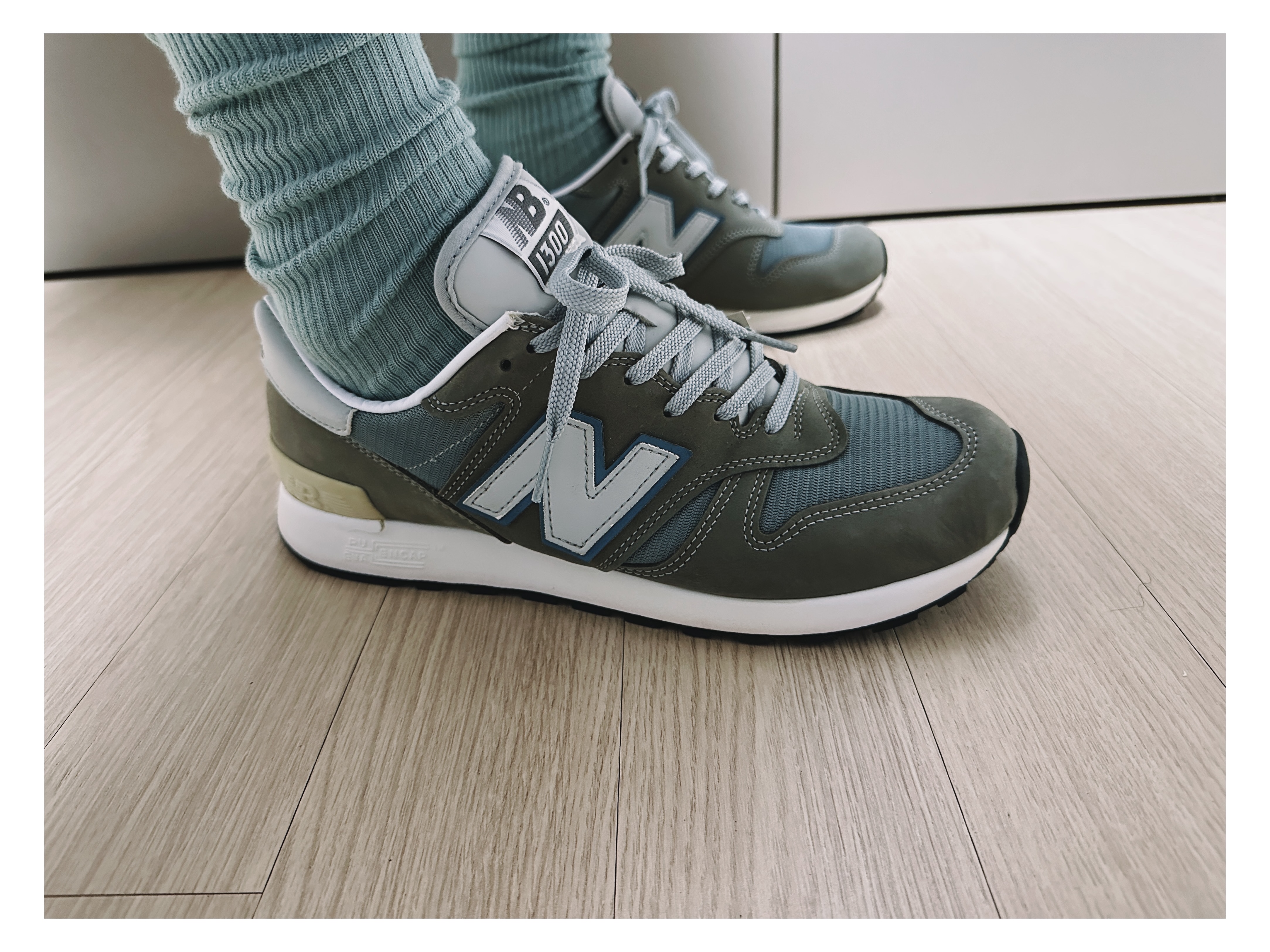 New Balance 1300JP 착용 스타일 - 3