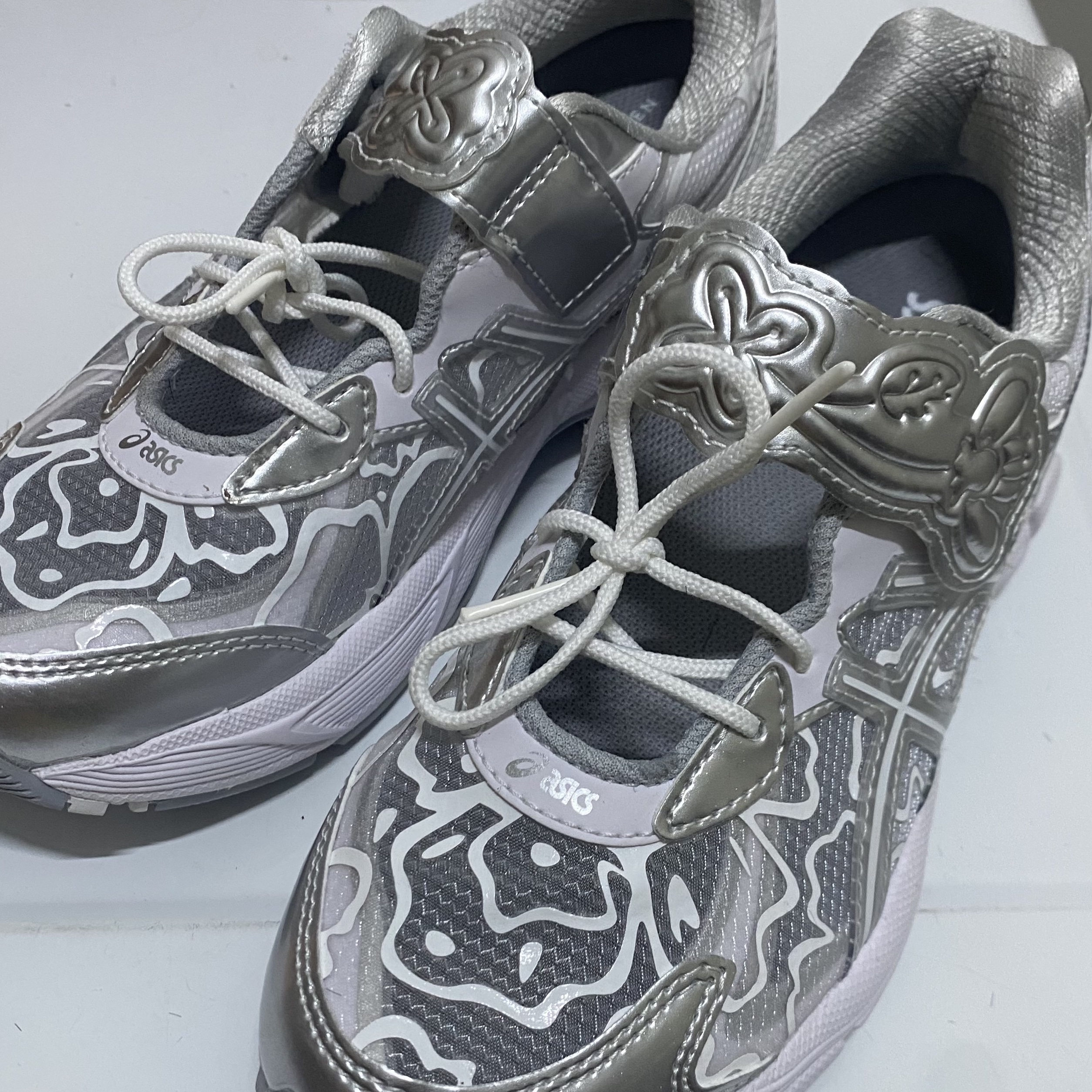 Asics x Cecilie Bahnsen GT-2160 White 착용 스타일